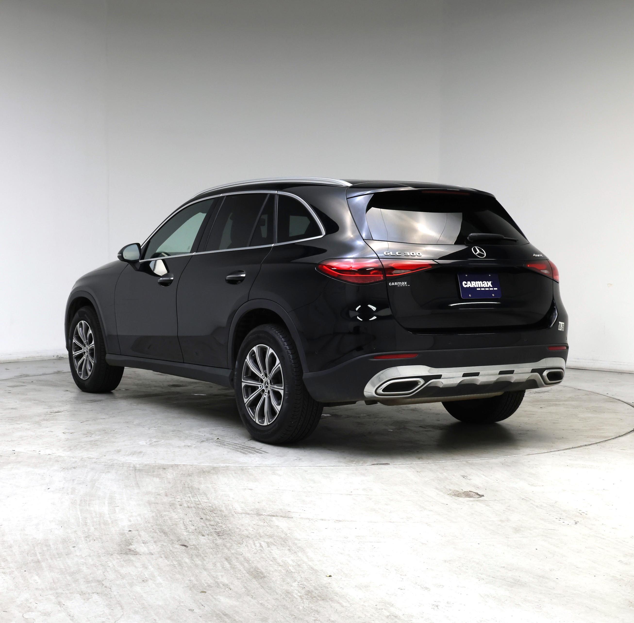 Thumbnail: 2024 Mercedes-Benz GLC - 2