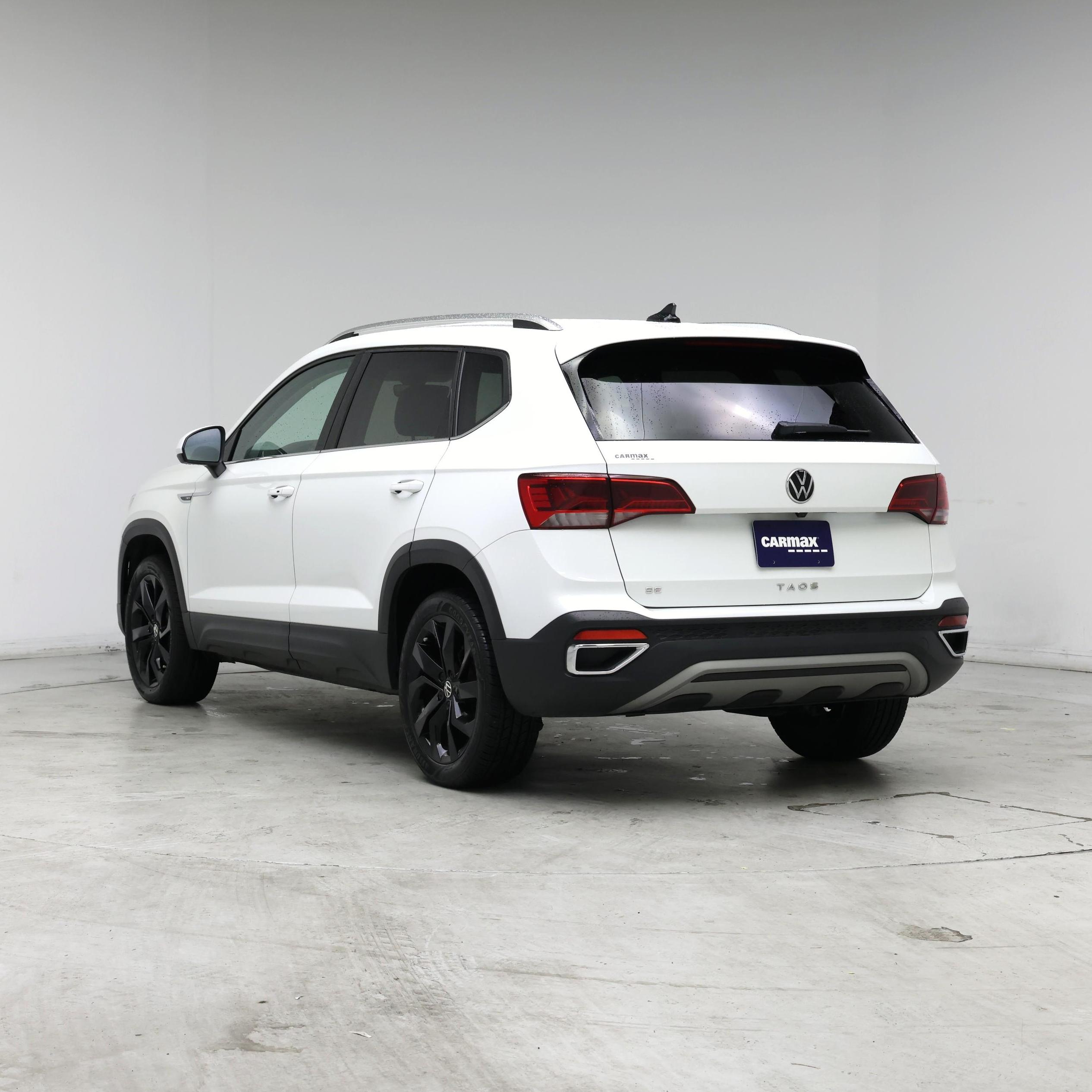 Thumbnail: 2023 Volkswagen Taos - 2