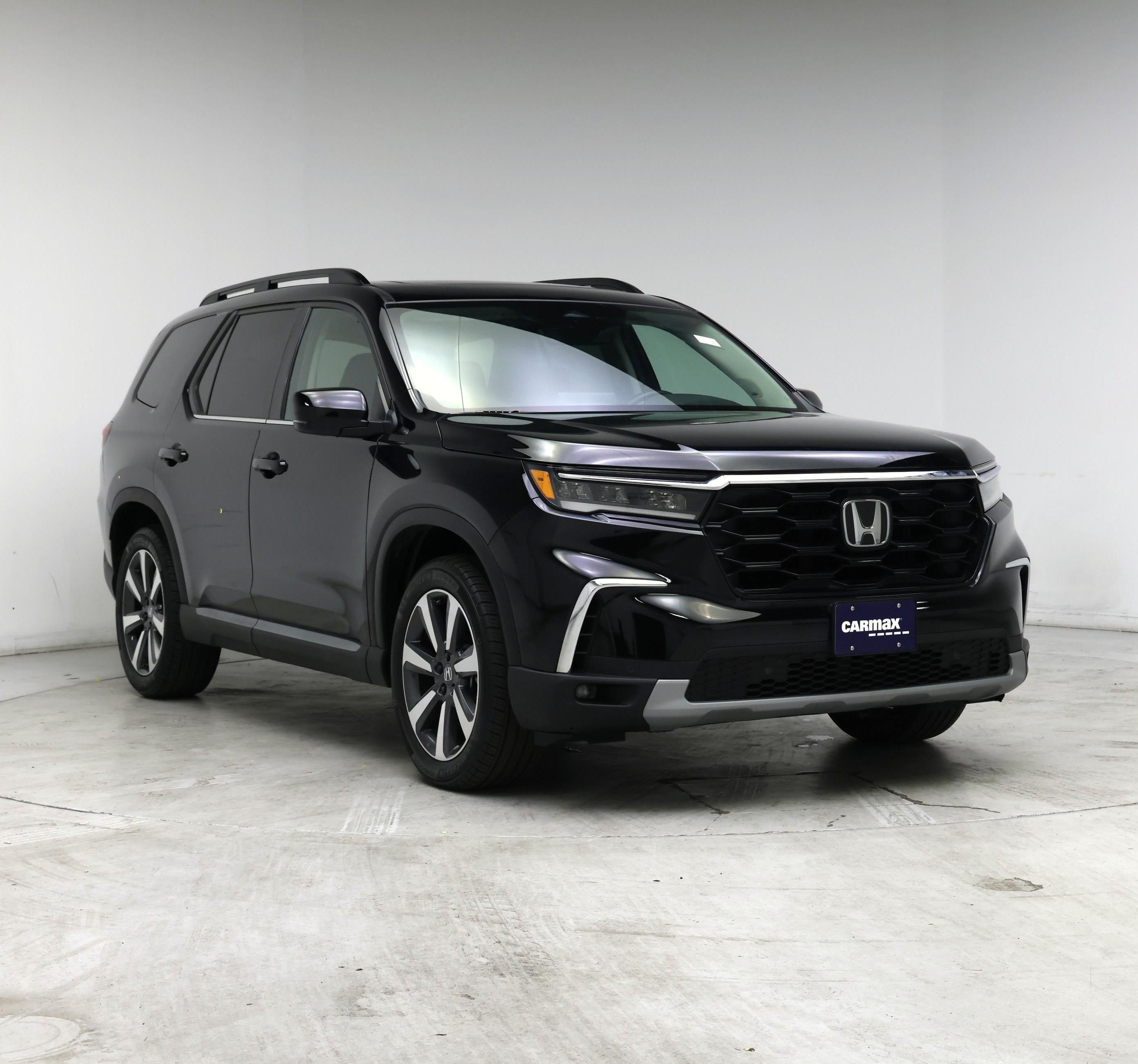 Black 2025 Honda Pilot SUV / Crossover Front-Wheel Drive Automatic
