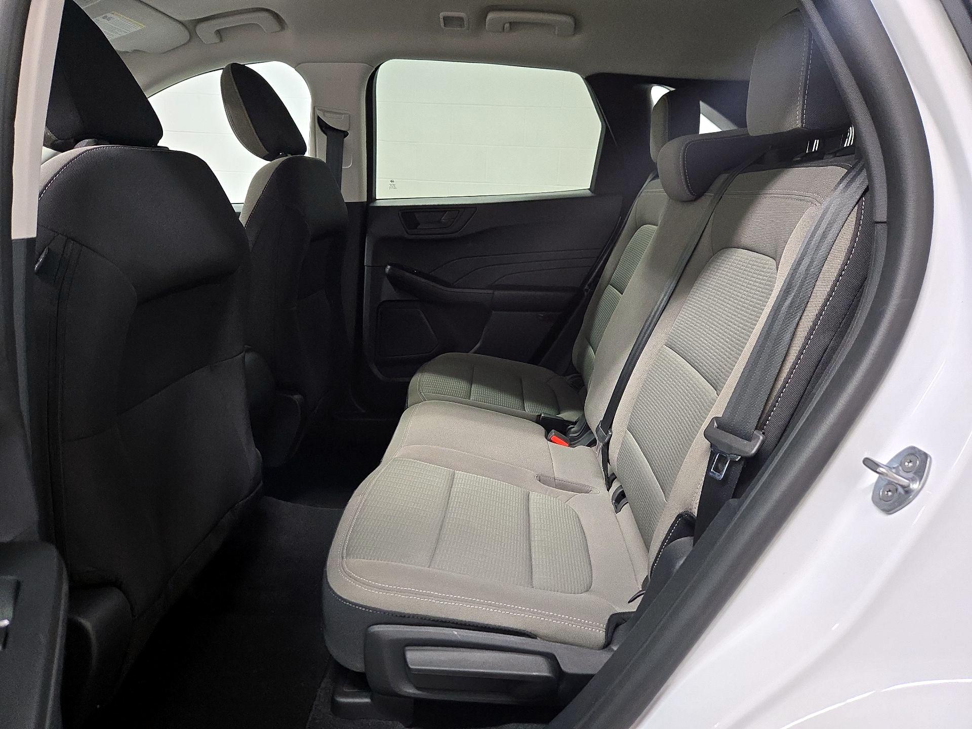 Thumbnail: 2021 Ford Escape - 19