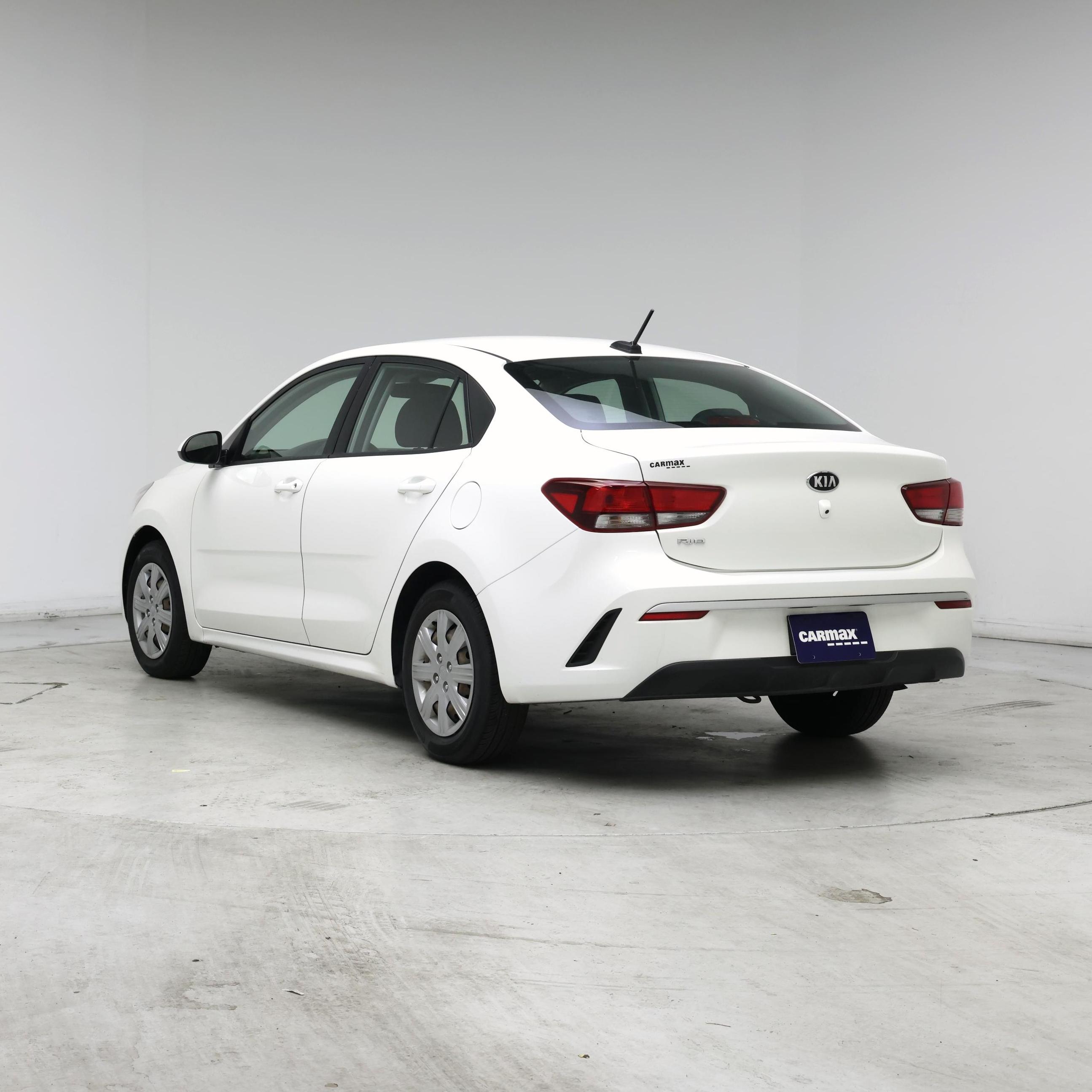 Thumbnail: 2021 Kia Rio - 2