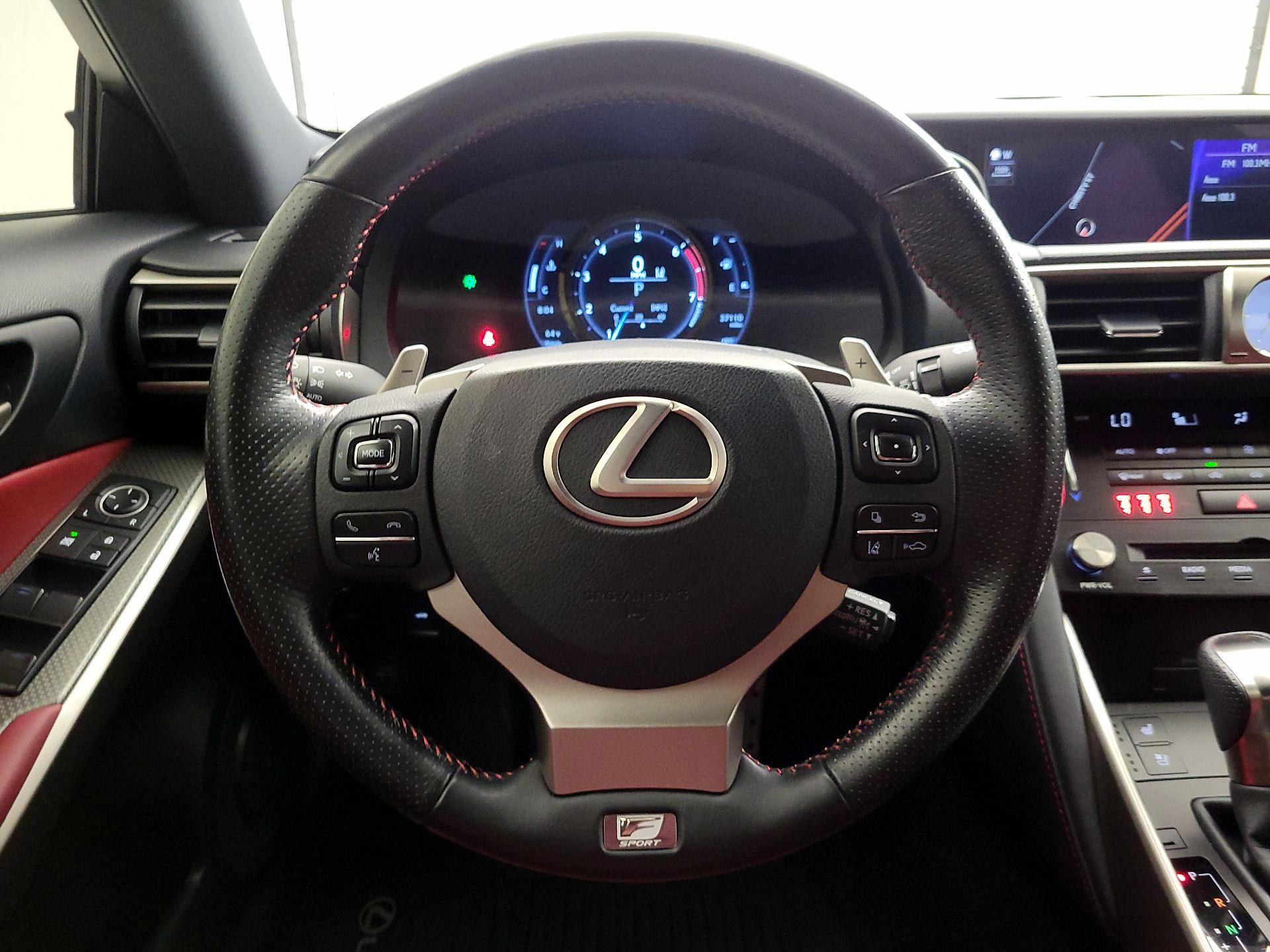 Thumbnail: 2017 Lexus IS - 10