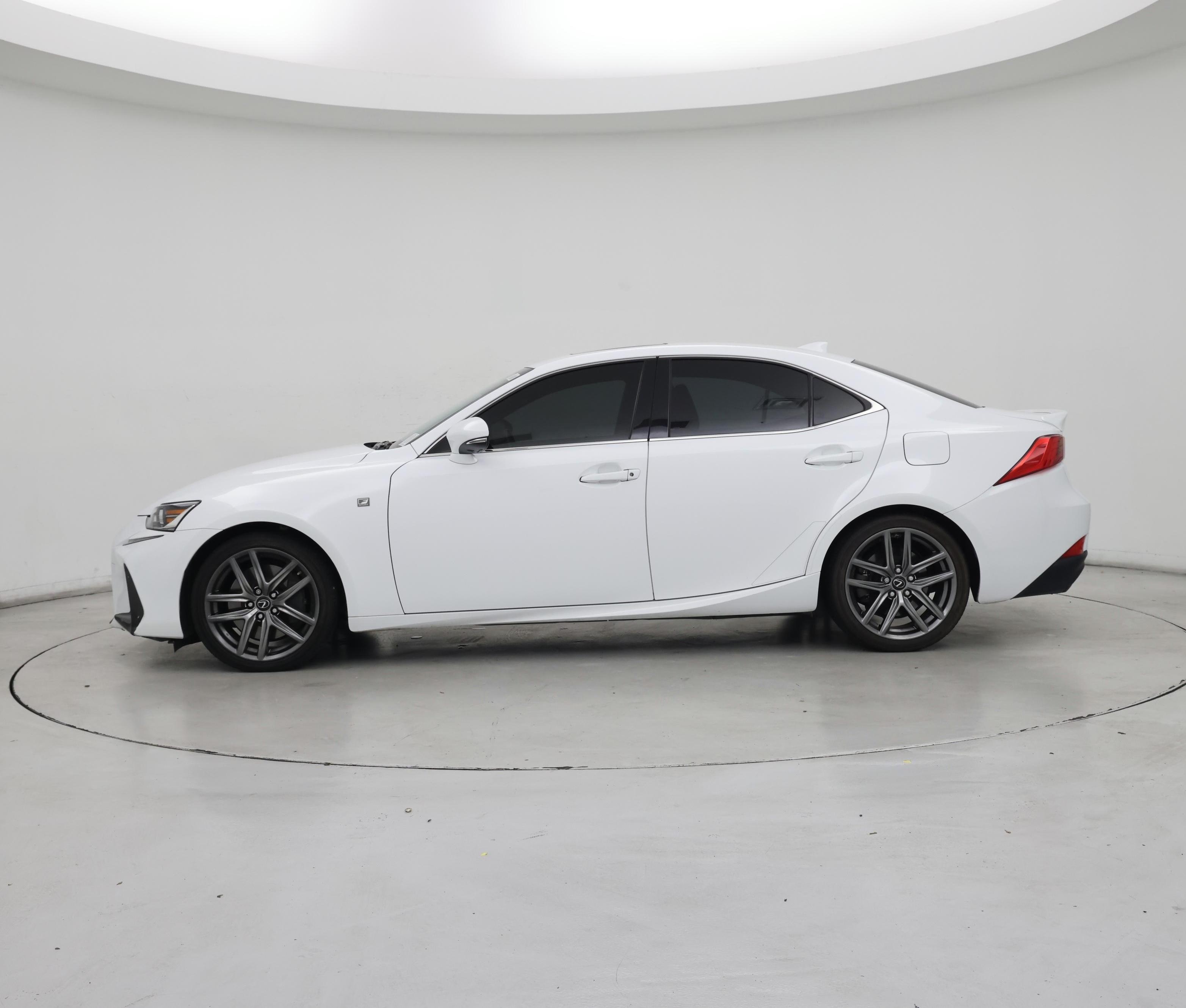 Thumbnail: 2017 Lexus IS - 3
