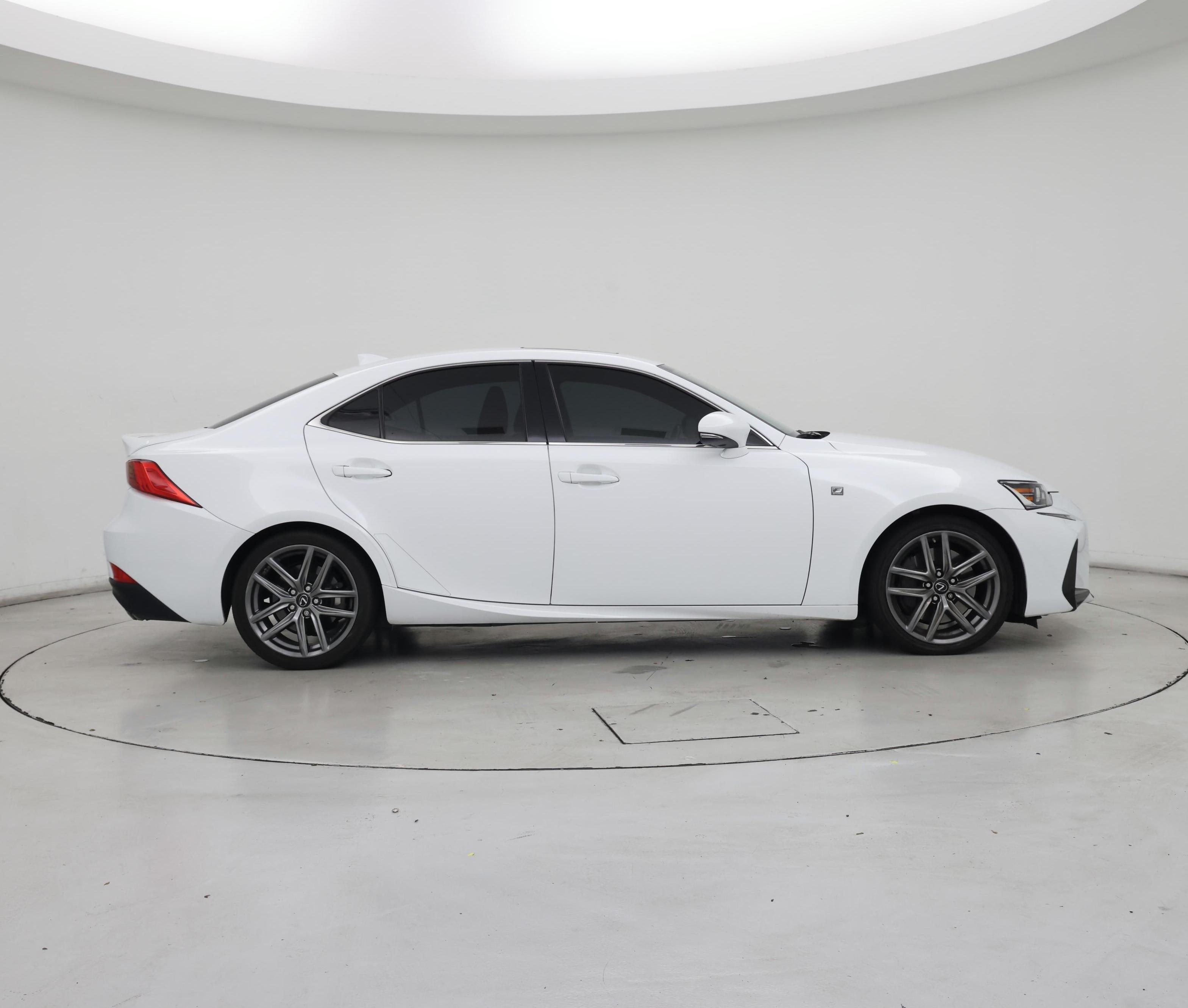 Thumbnail: 2017 Lexus IS - 7
