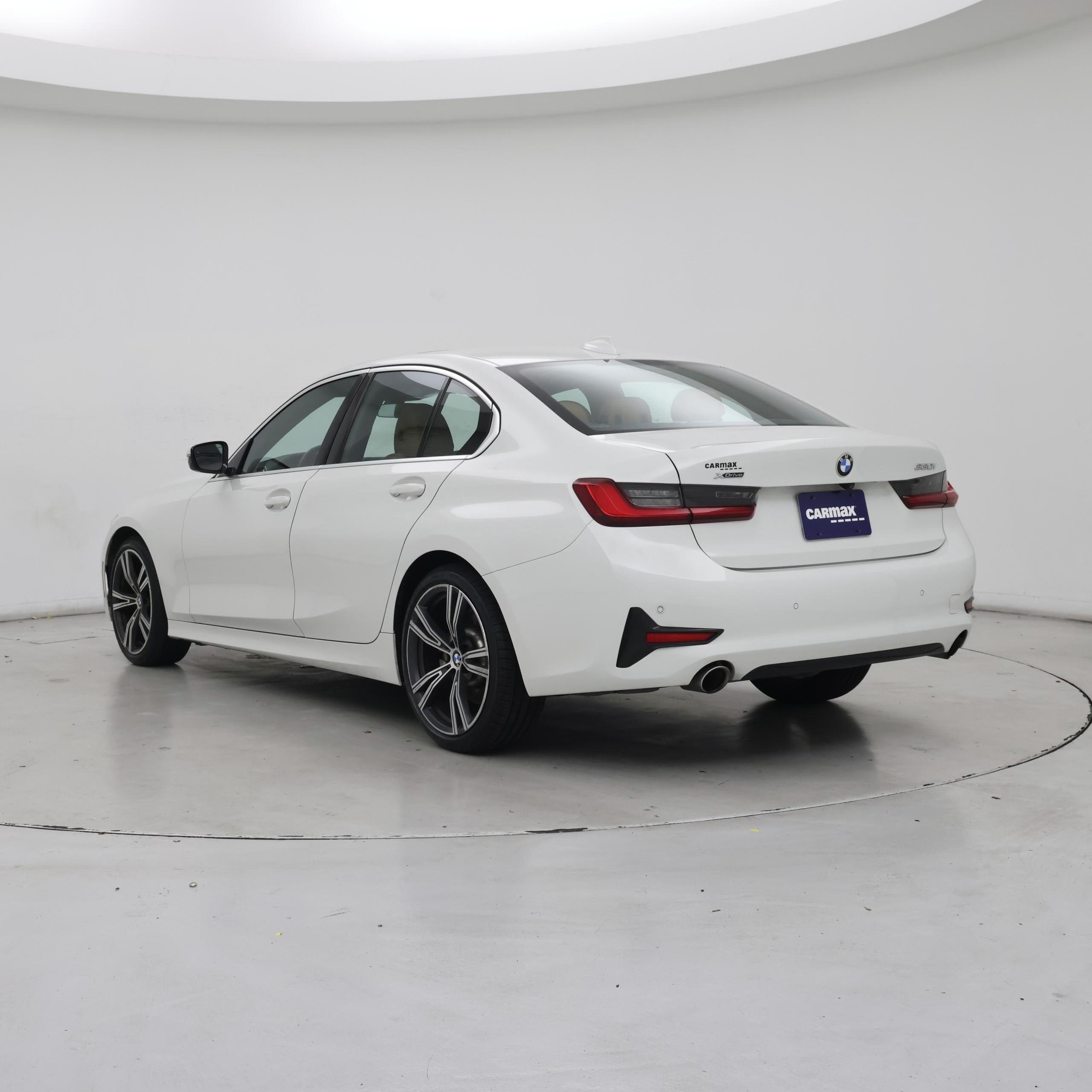 Thumbnail: 2020 BMW 3 Series - 2