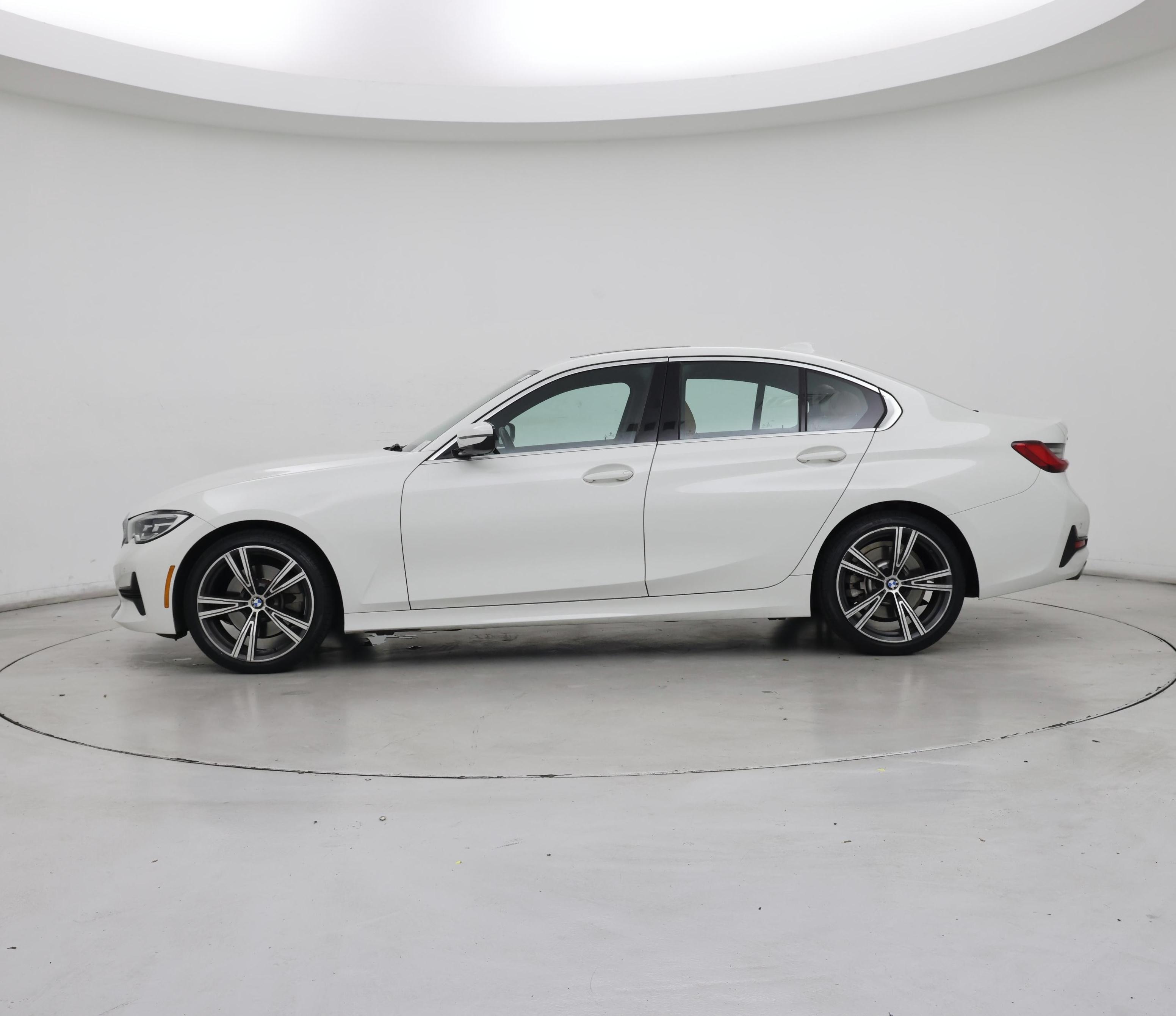 Thumbnail: 2020 BMW 3 Series - 3