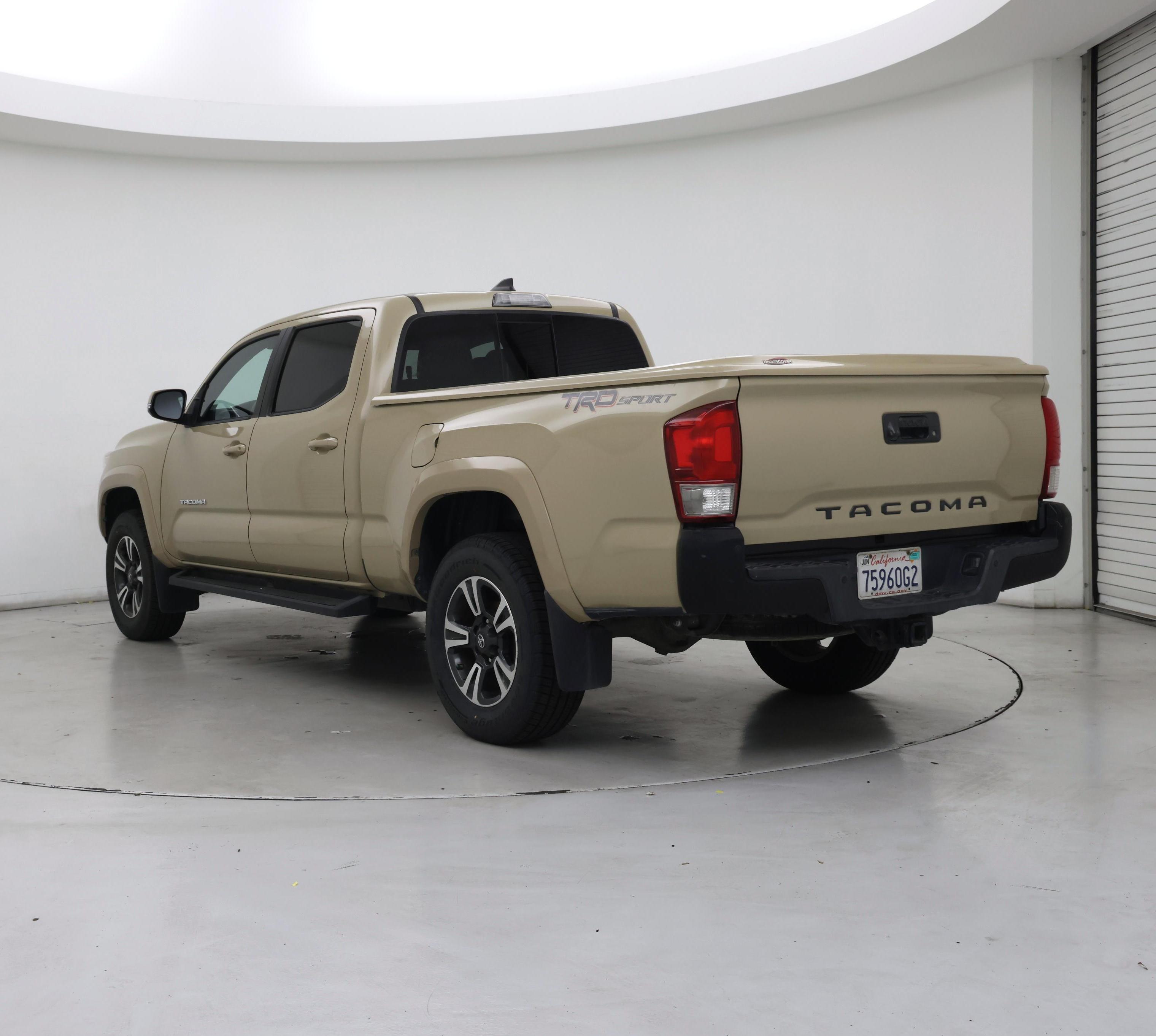 Thumbnail: 2017 Toyota Tacoma - 2
