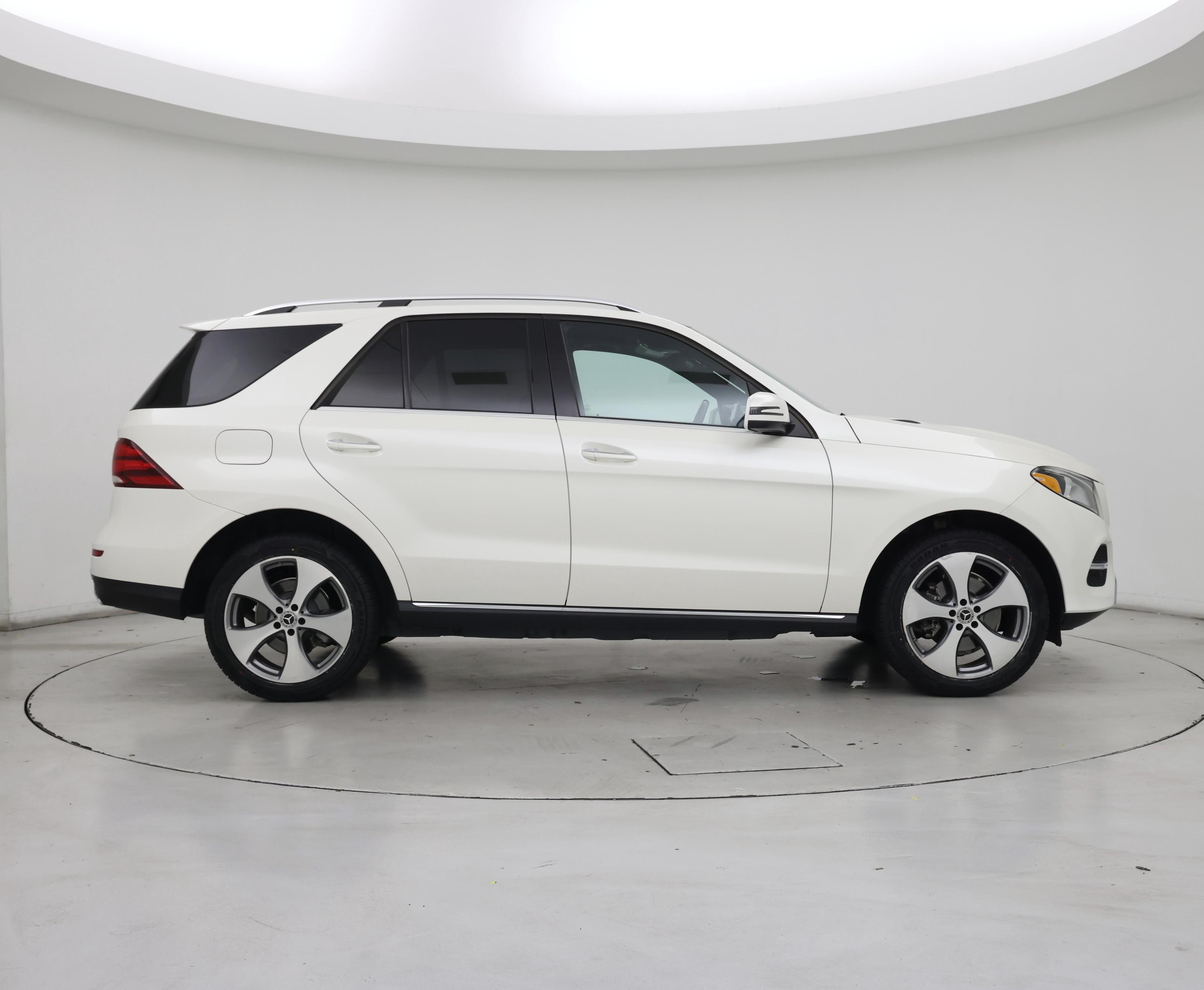 Thumbnail: 2018 Mercedes-Benz GLE - 7