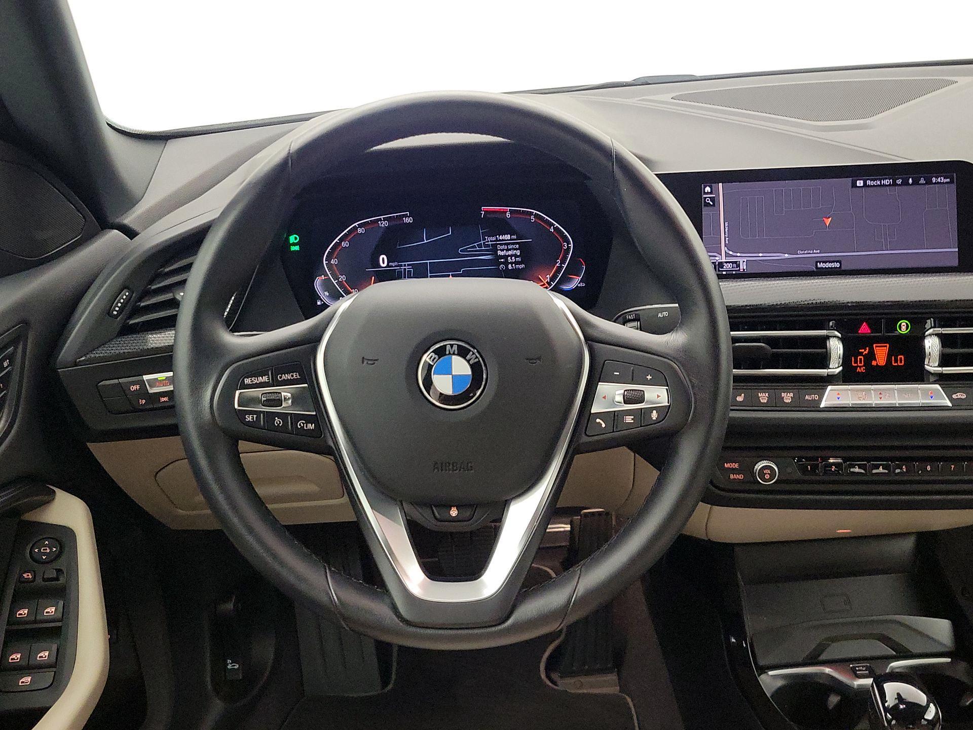 Thumbnail: 2023 BMW 2 Series - 10