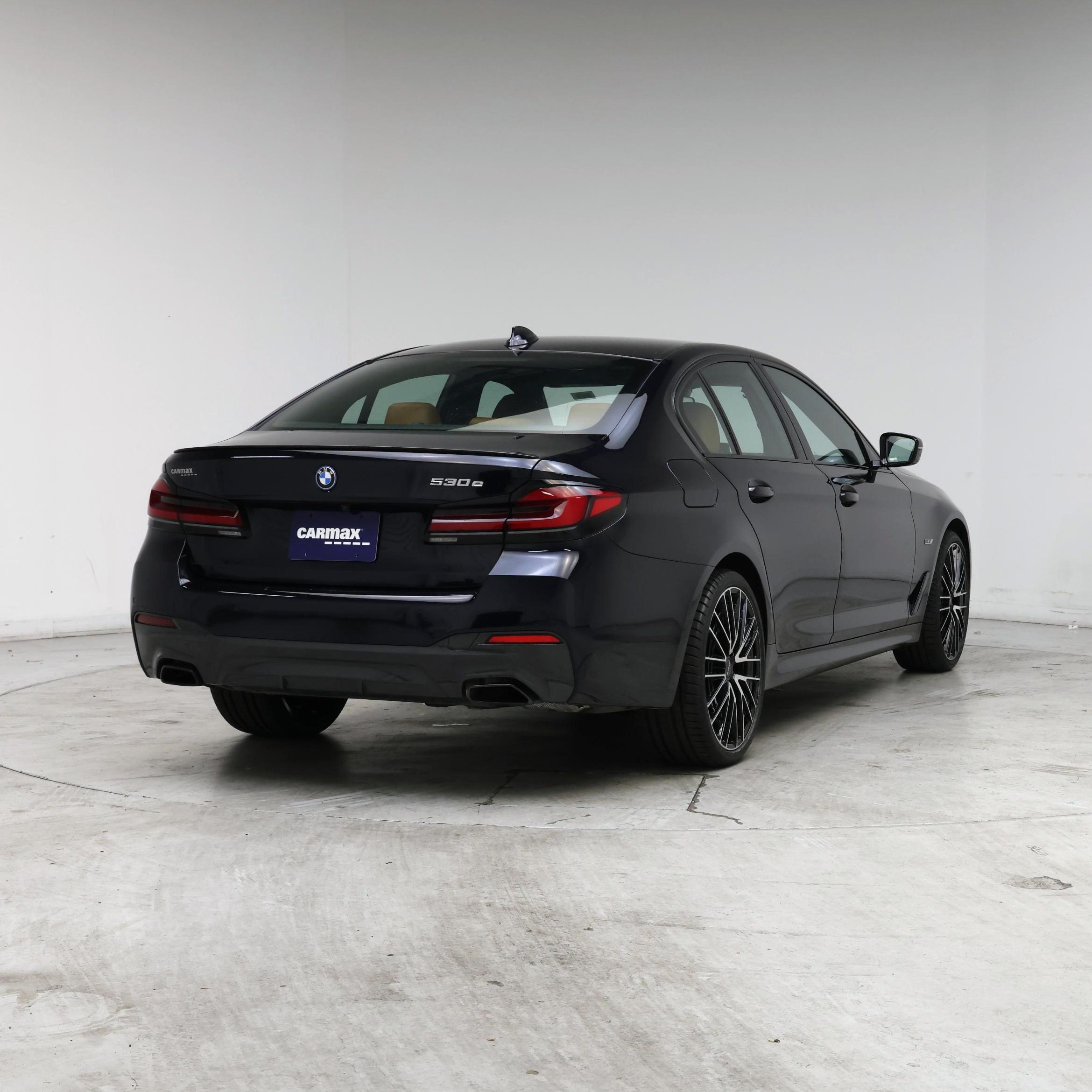 Thumbnail: 2023 BMW 5 Series - 8