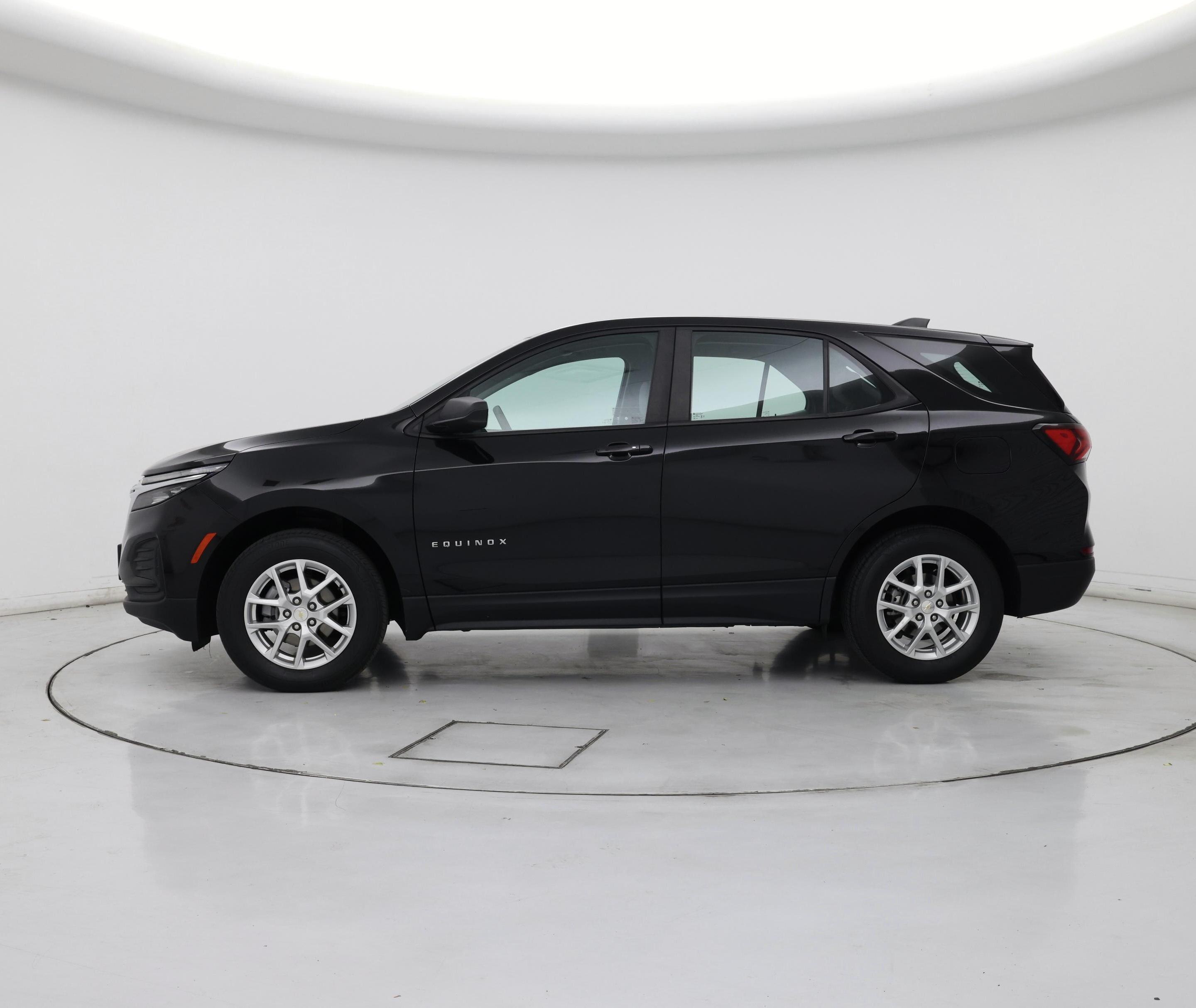 Thumbnail: 2023 Chevrolet Equinox - 3