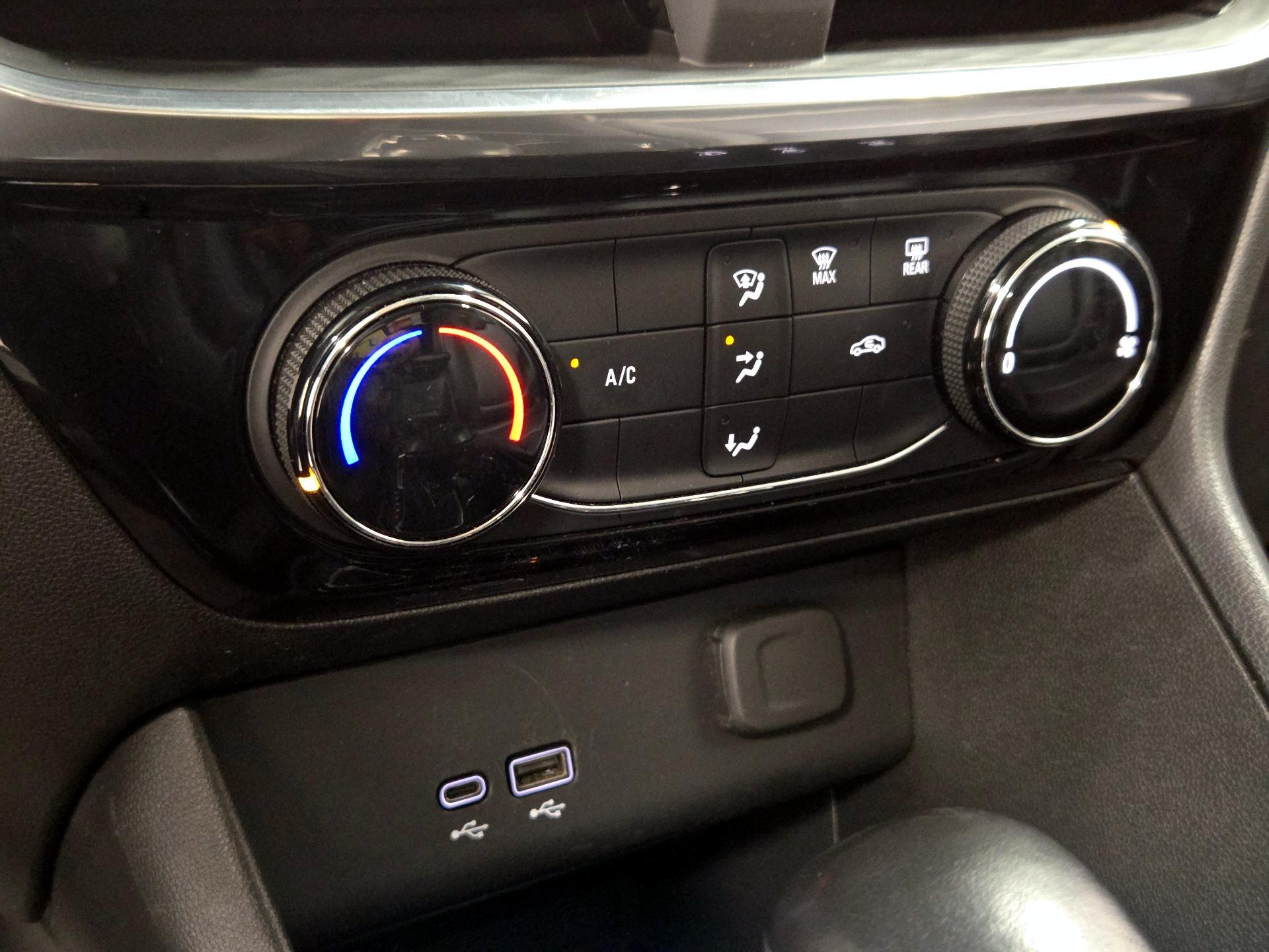Thumbnail: 2024 Buick Encore GX - 16