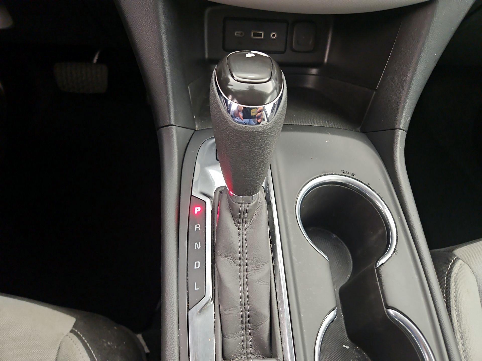 Thumbnail: 2021 Chevrolet Equinox - 17