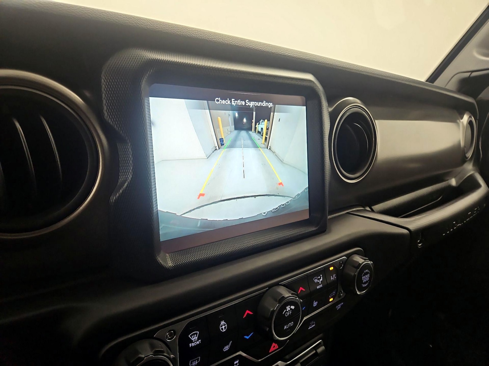 2023 Jeep Wrangler 4xe Willys 4XE - Photo 16