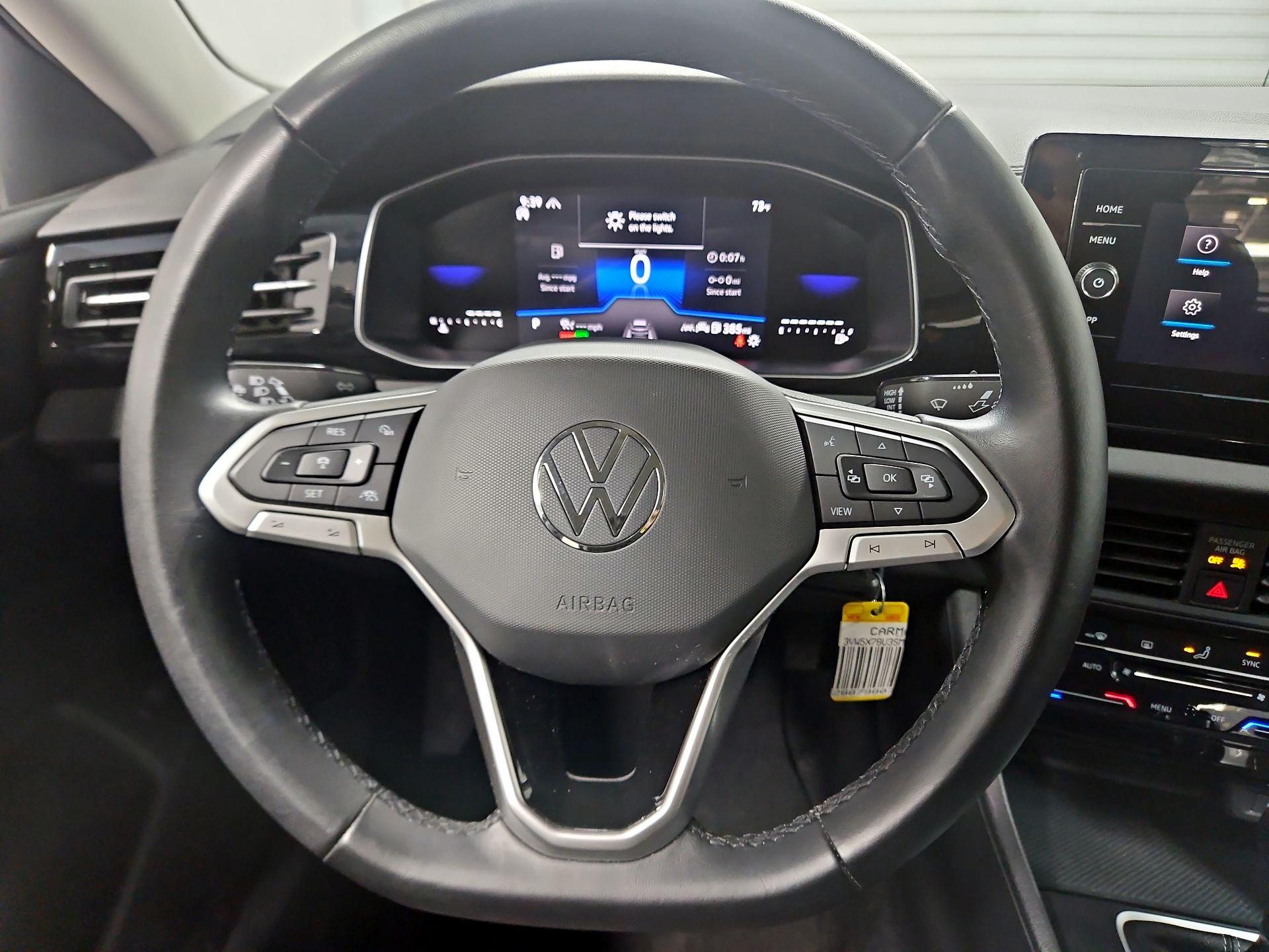 Thumbnail: 2025 Volkswagen Jetta - 10