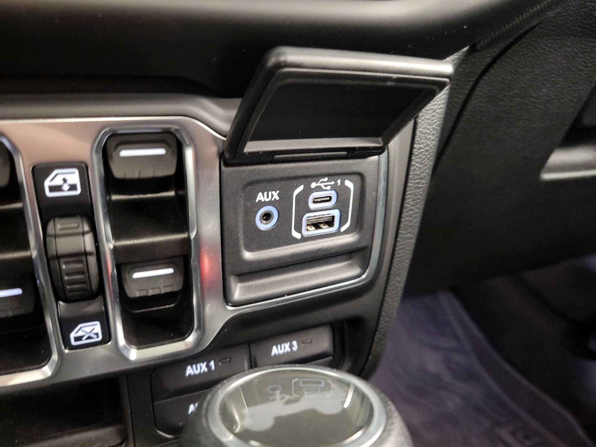 Thumbnail: 2023 Jeep Wrangler - 19