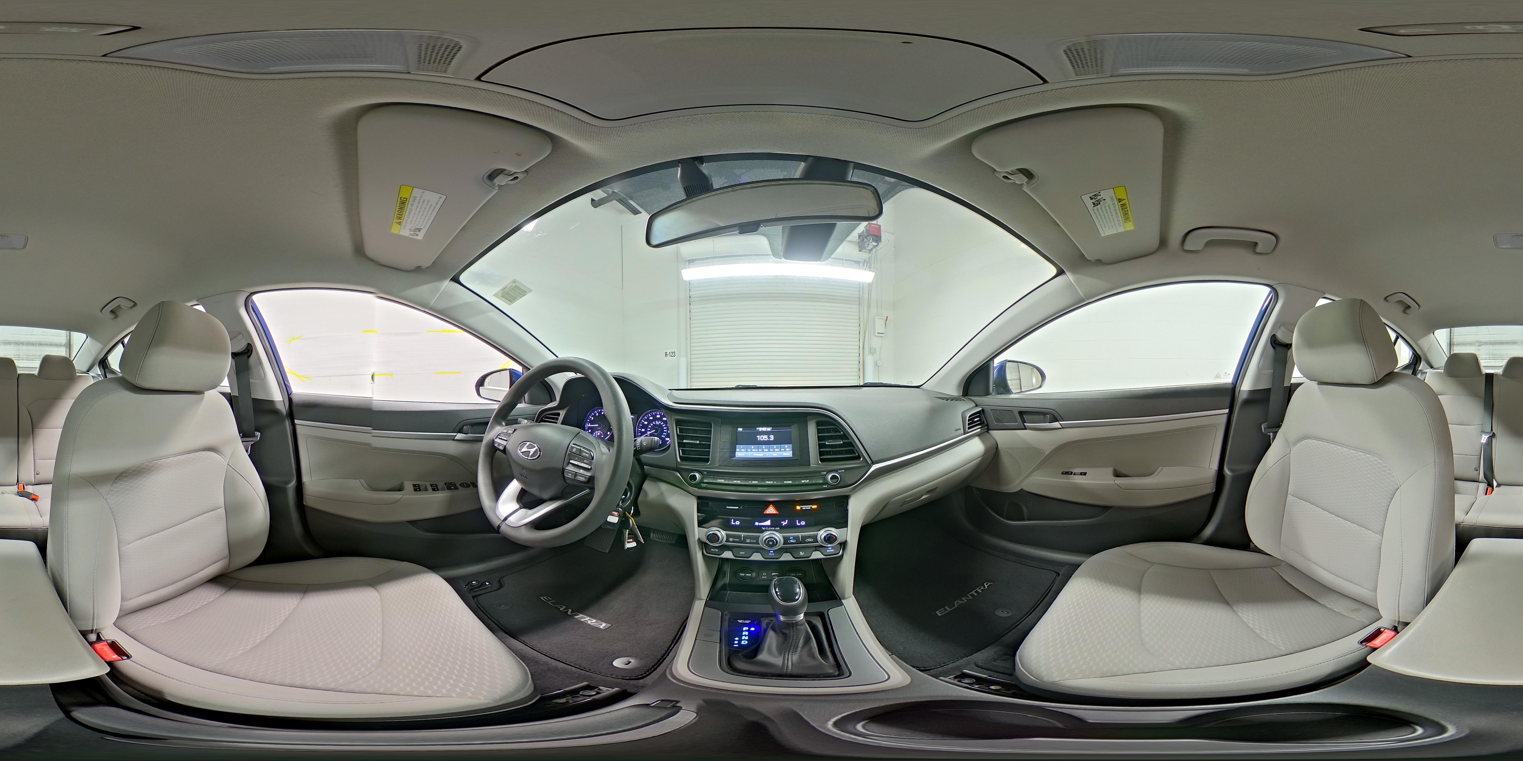 2020 Hyundai Elantra SE - Photo 24