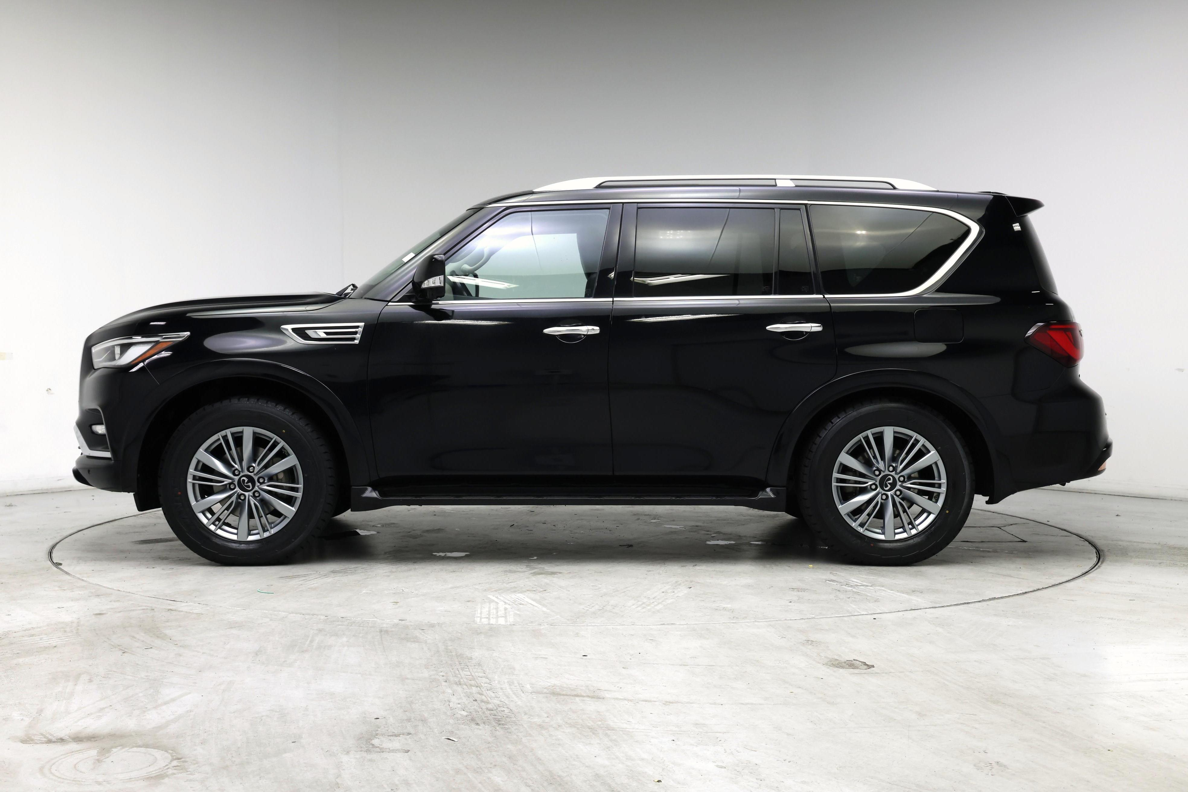 Thumbnail: 2022 INFINITI QX80 - 3