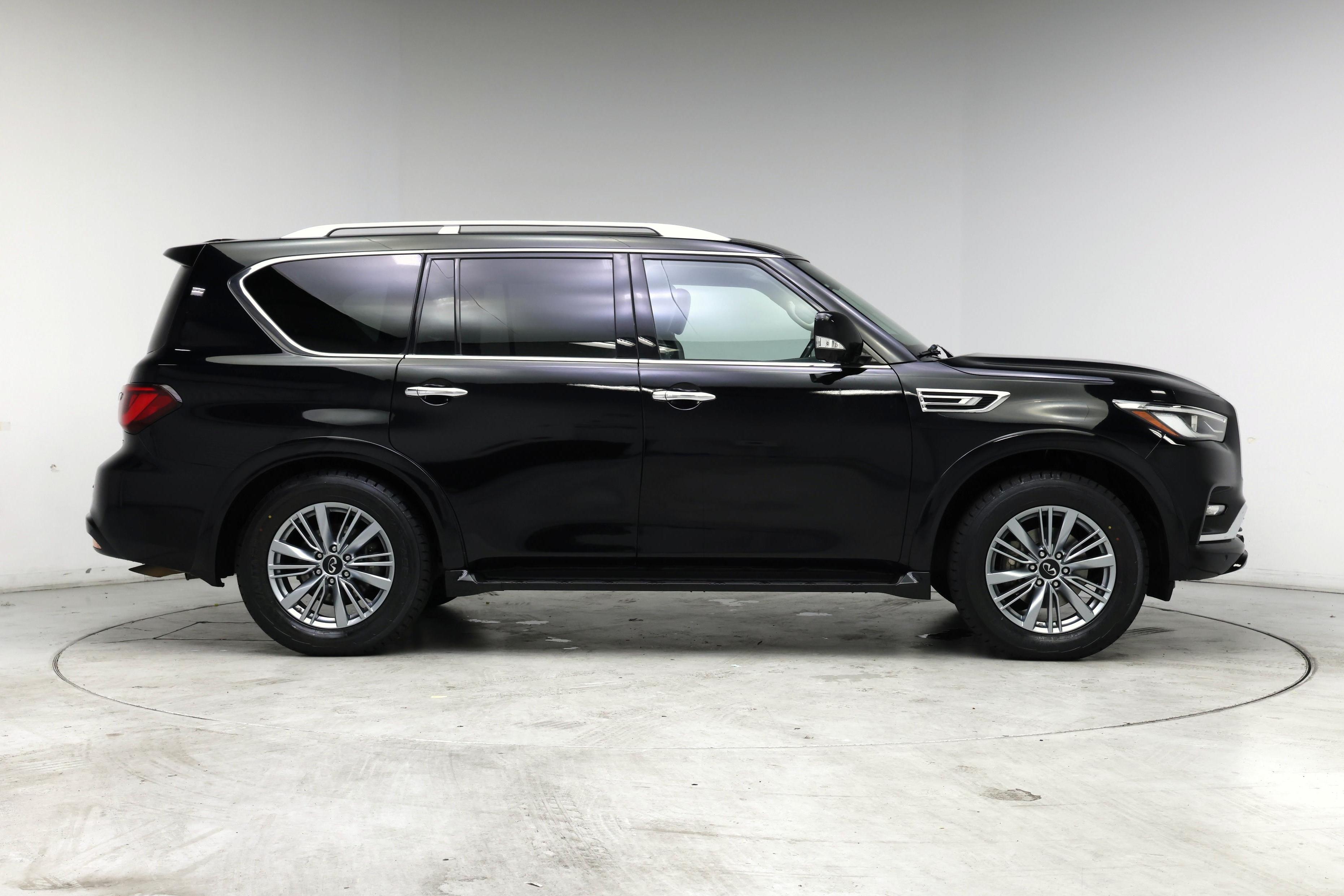 Thumbnail: 2022 INFINITI QX80 - 7