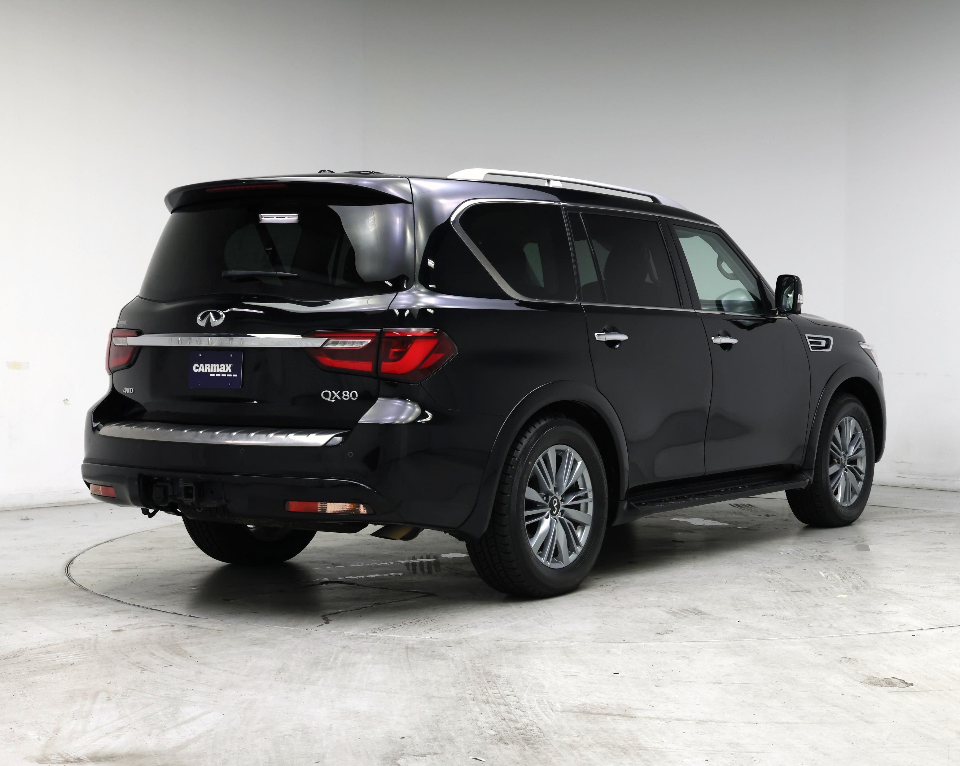 Thumbnail: 2022 INFINITI QX80 - 8