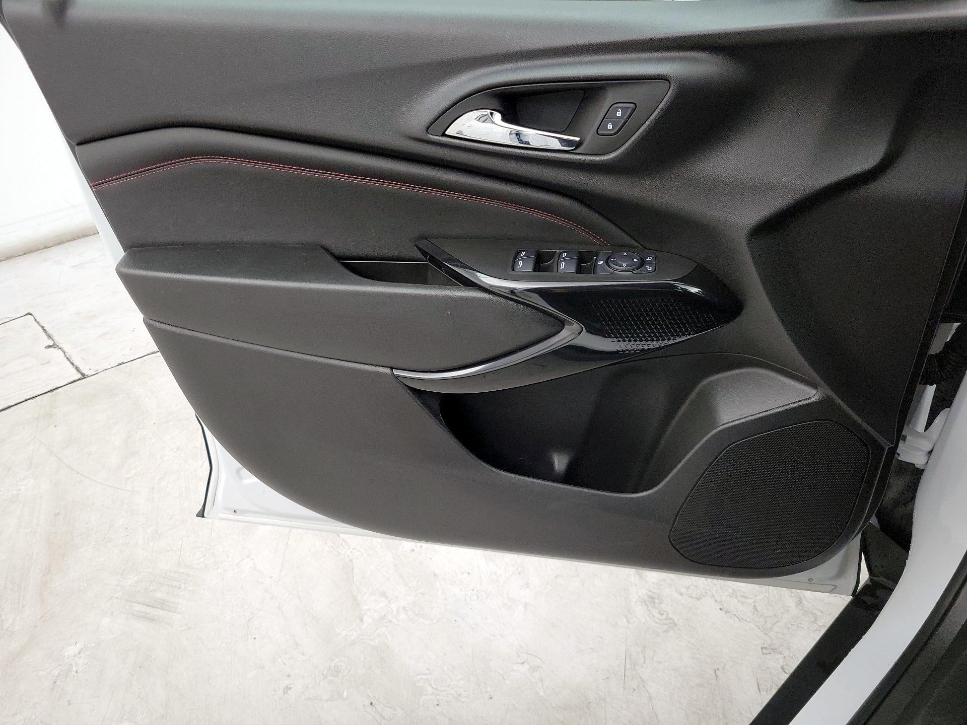 Thumbnail: 2025 Chevrolet Trax - 12
