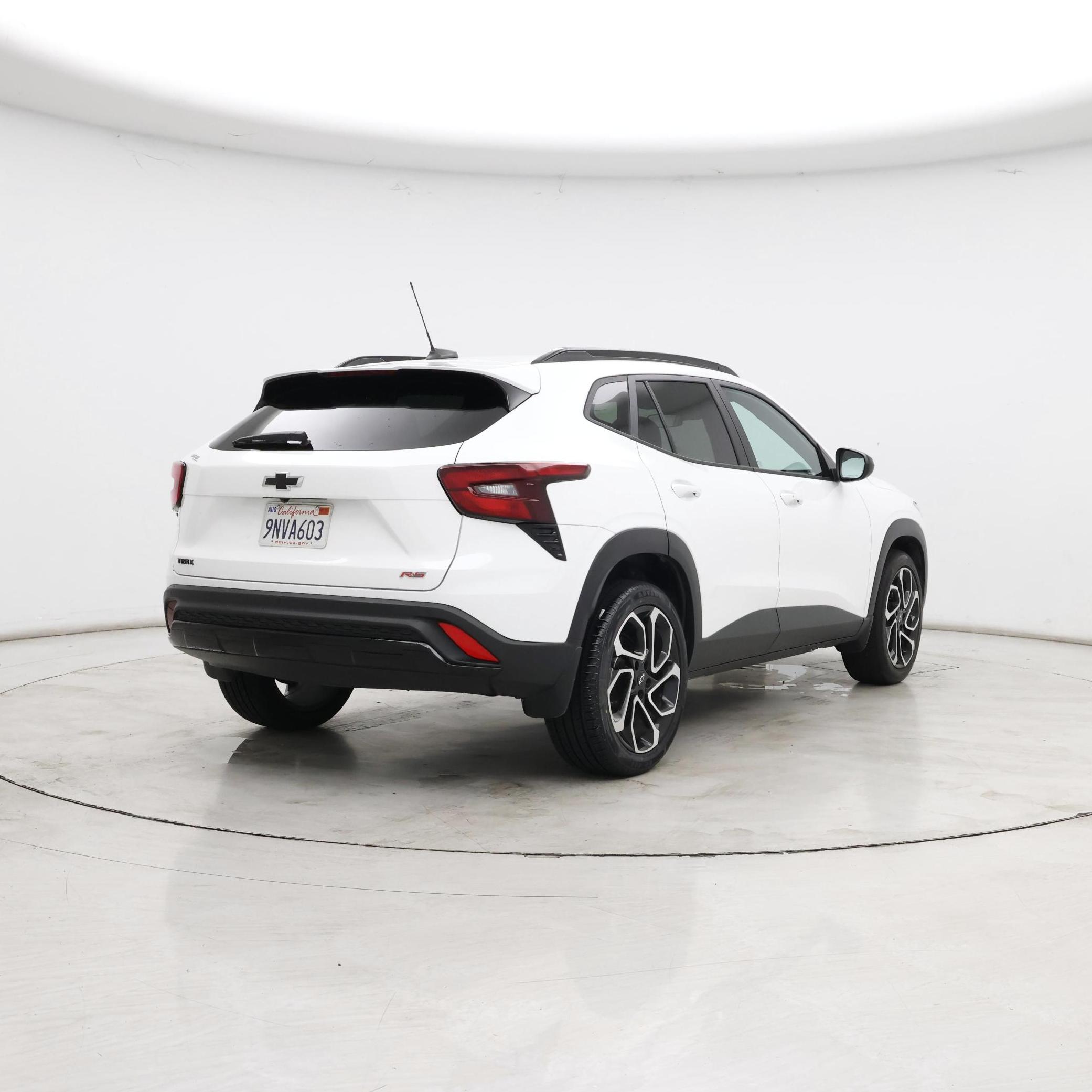 Thumbnail: 2025 Chevrolet Trax - 8