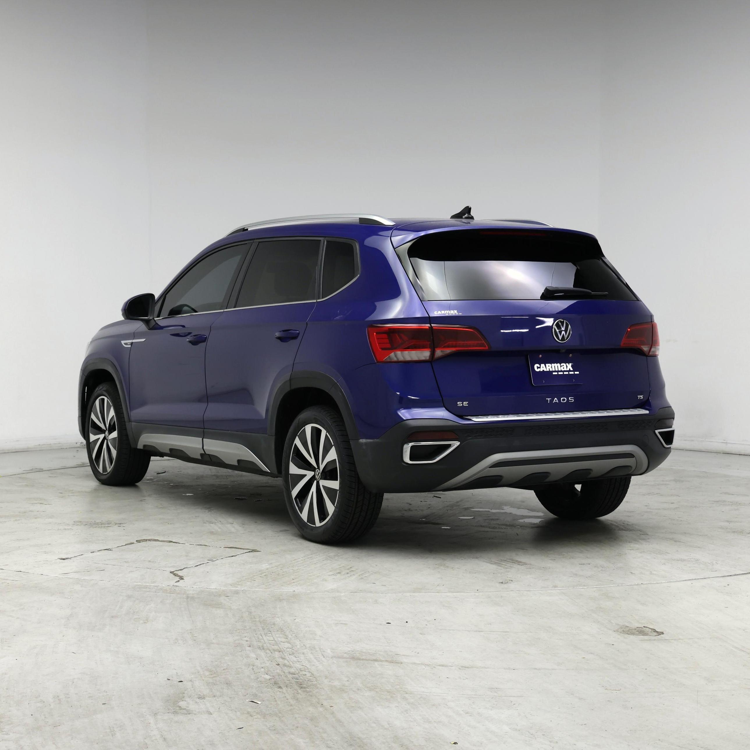 Thumbnail: 2022 Volkswagen Taos - 2