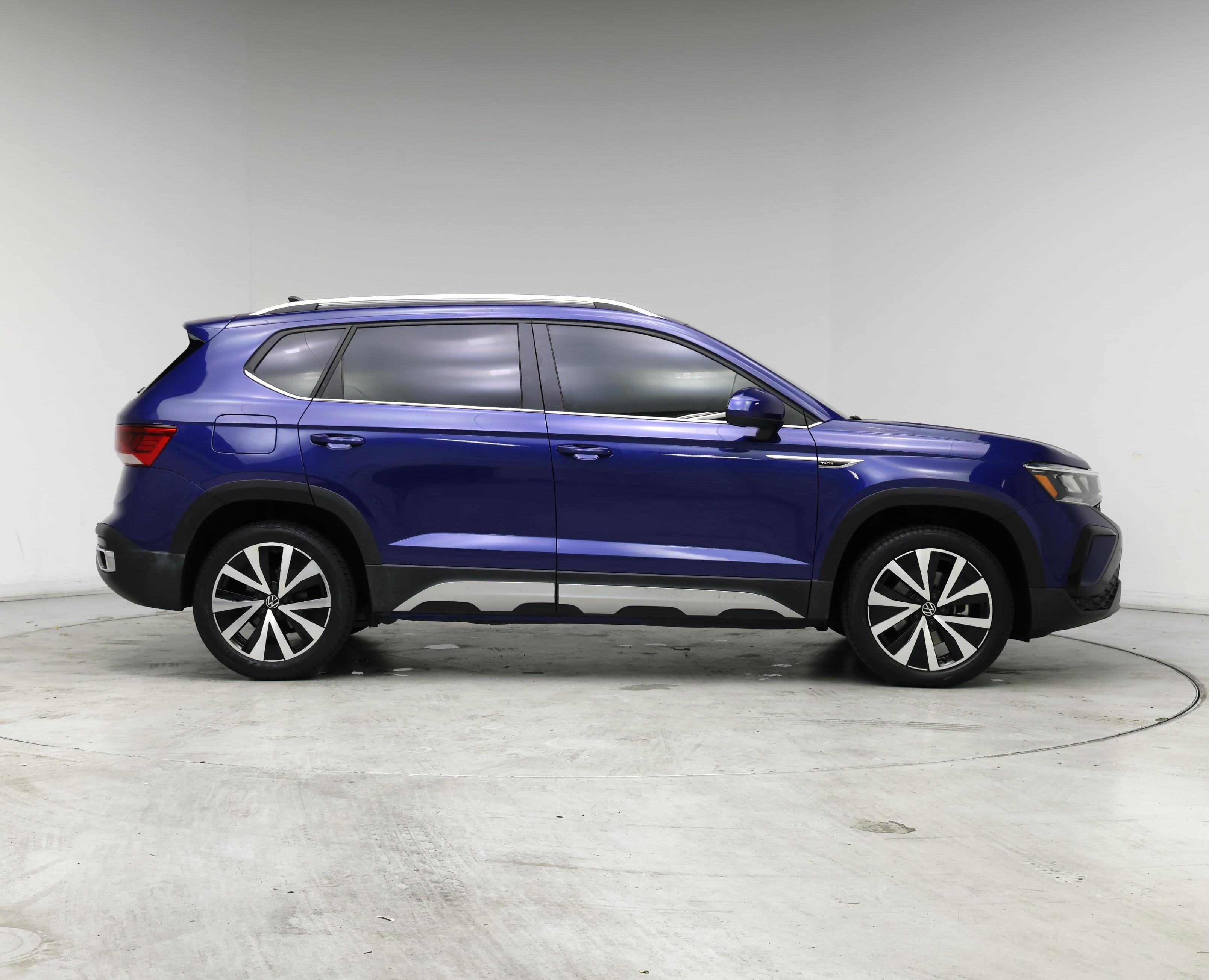 Thumbnail: 2022 Volkswagen Taos - 7