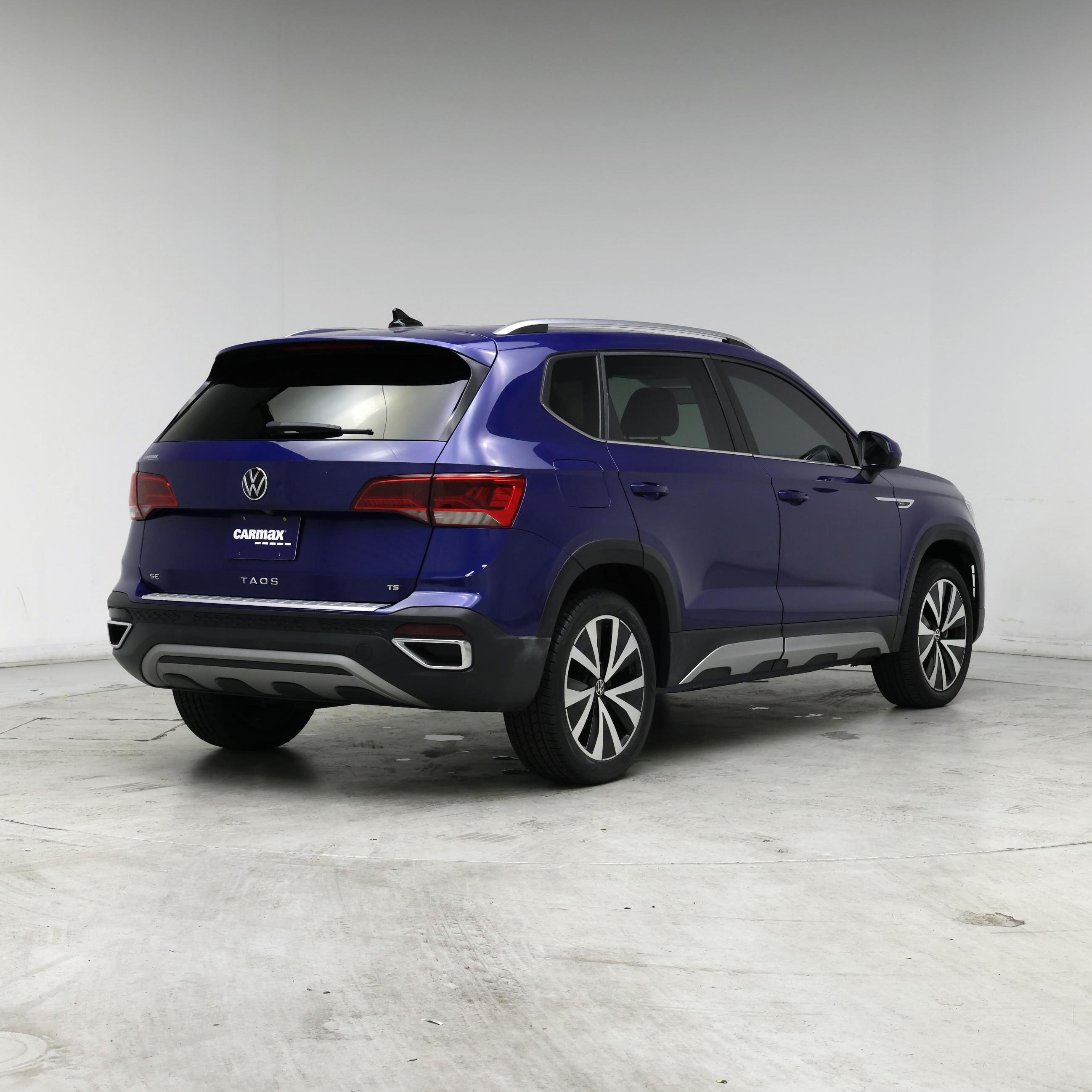 Thumbnail: 2022 Volkswagen Taos - 8