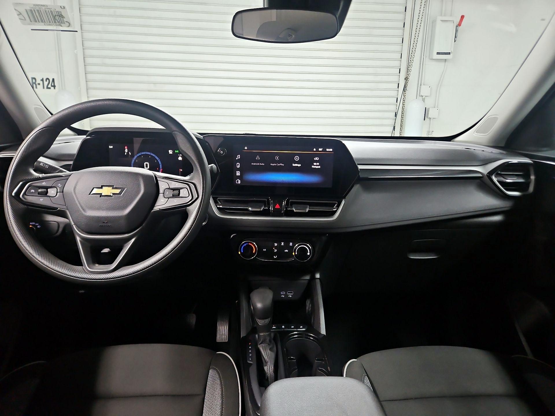 Thumbnail: 2025 Chevrolet TrailBlazer - 9