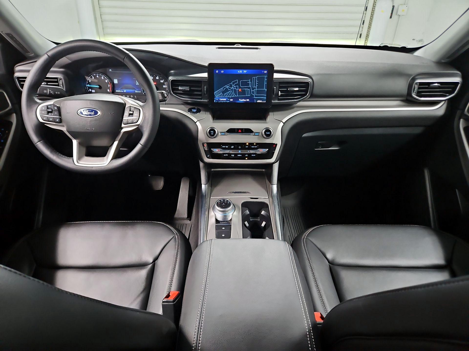 Thumbnail: 2023 Ford Explorer - 9