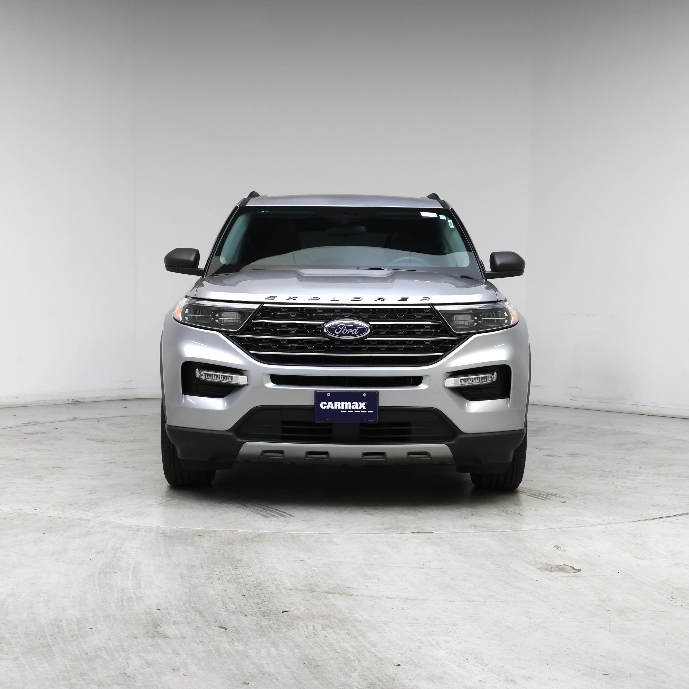 Thumbnail: 2023 Ford Explorer - 5