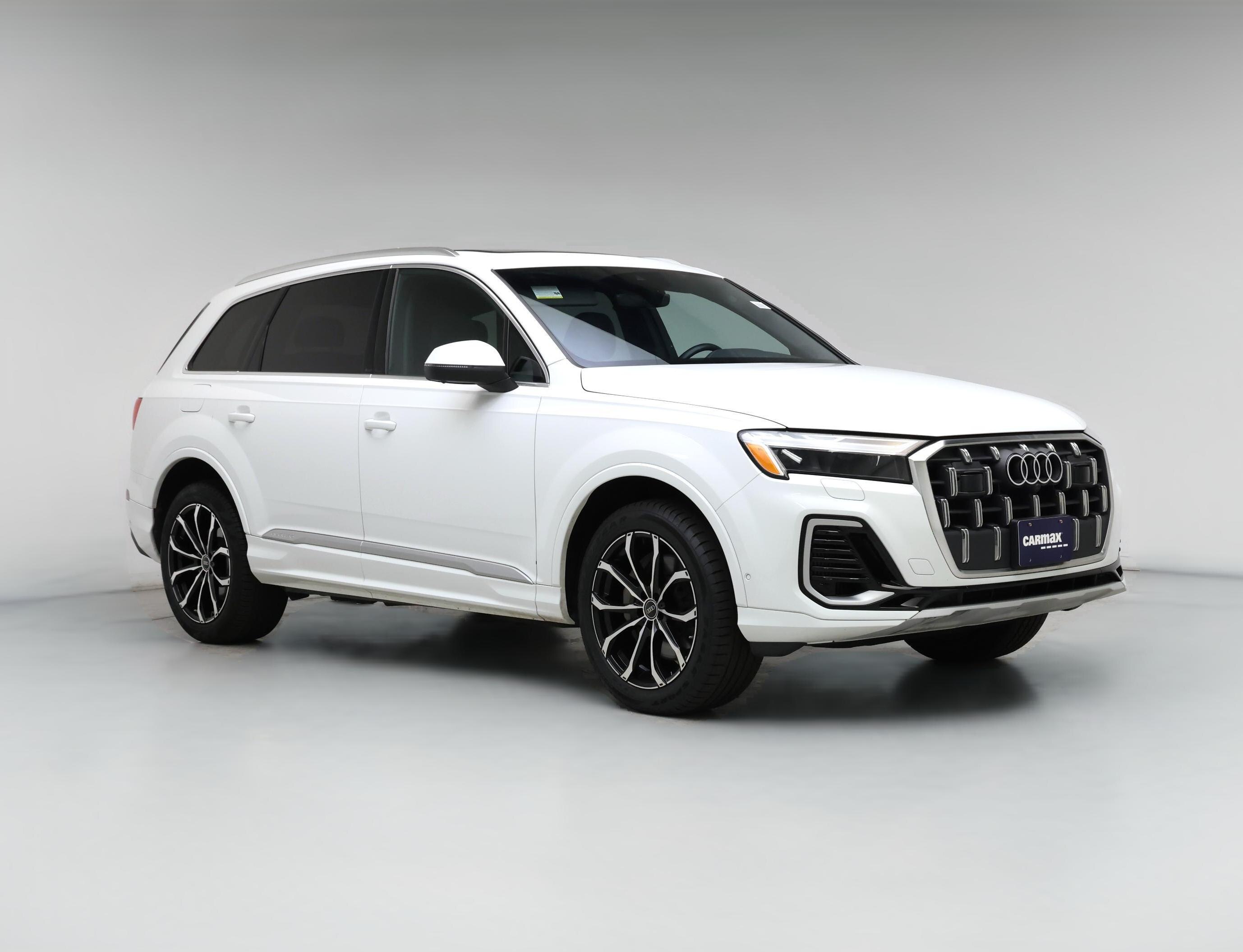 Thumbnail: 2025 Audi Q7 - 1