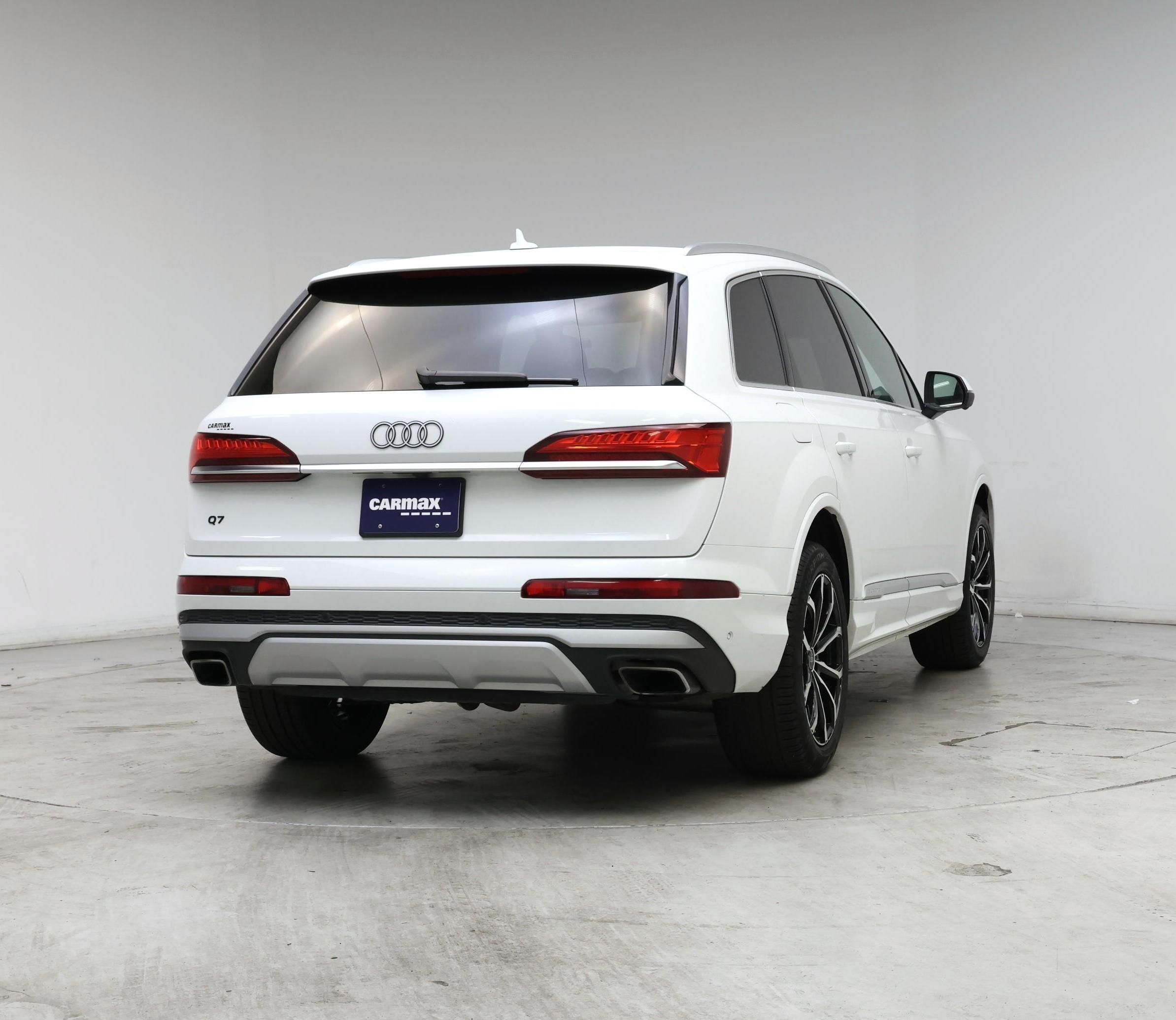 Thumbnail: 2025 Audi Q7 - 8