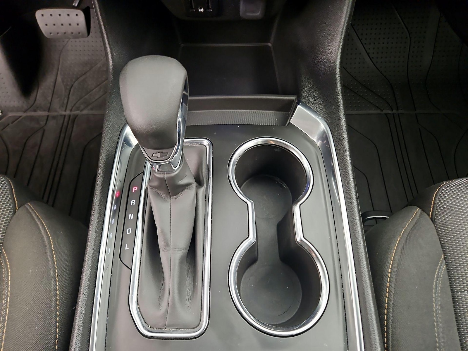 2021 Chevrolet Traverse 1LT - Photo 18