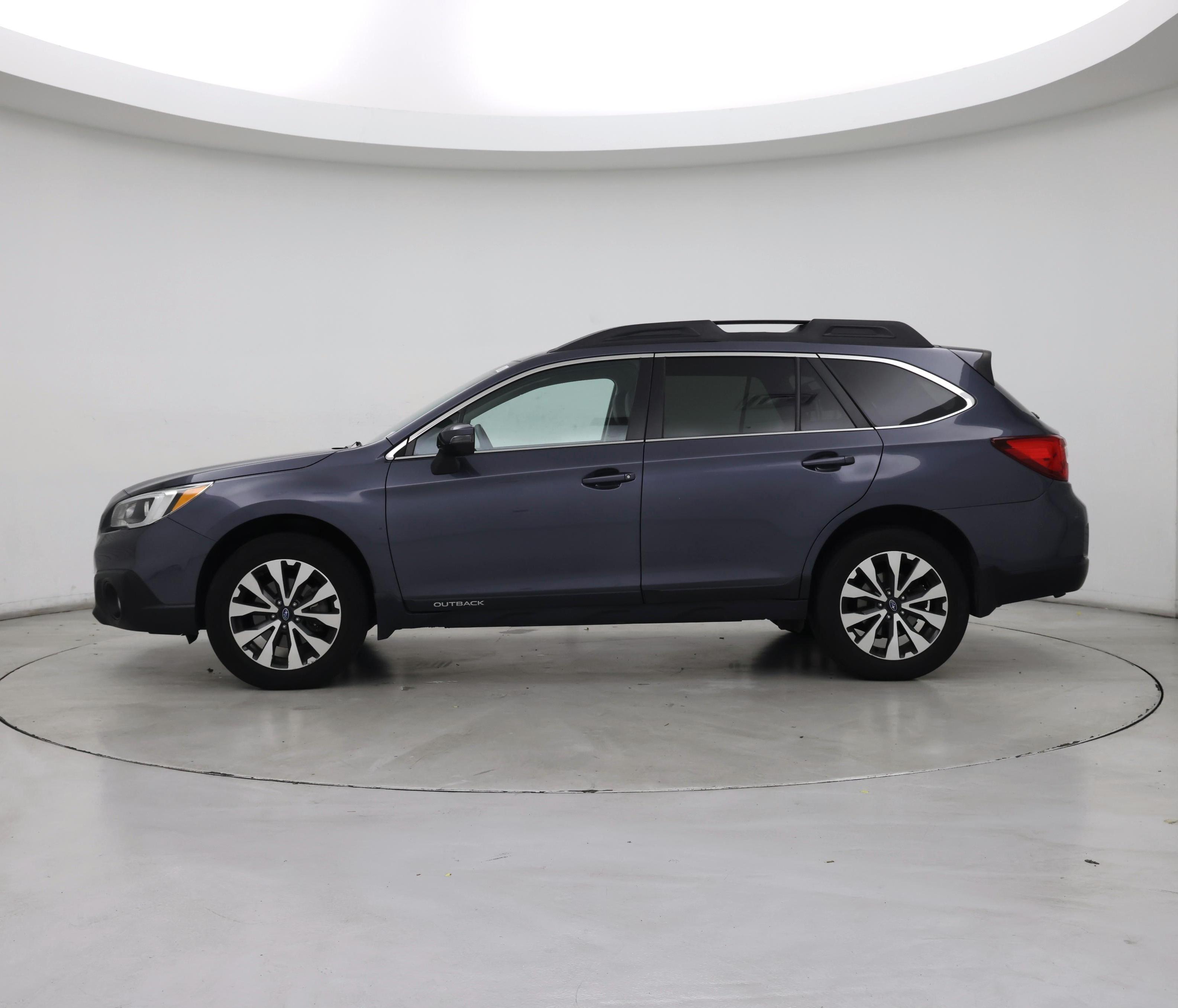 Thumbnail: 2016 Subaru Outback - 3