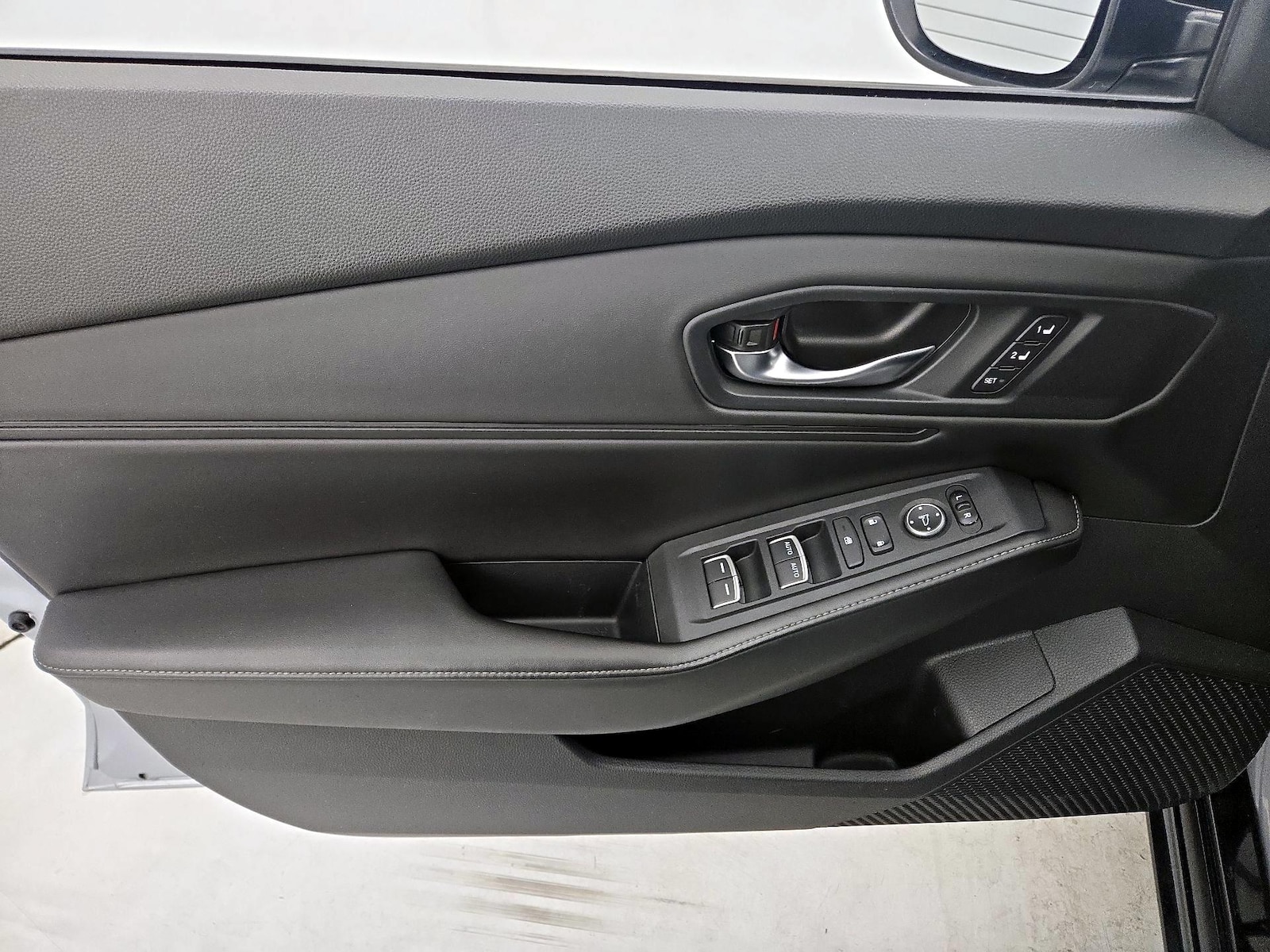 2023 Honda Accord Hybrid Sport-L - Photo 13