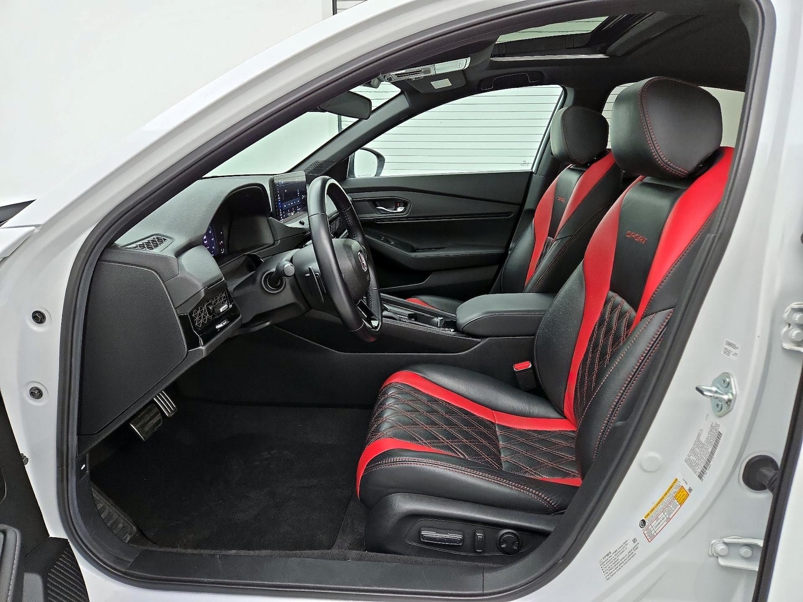 2025 Honda Accord Hybrid Sport - Photo 12