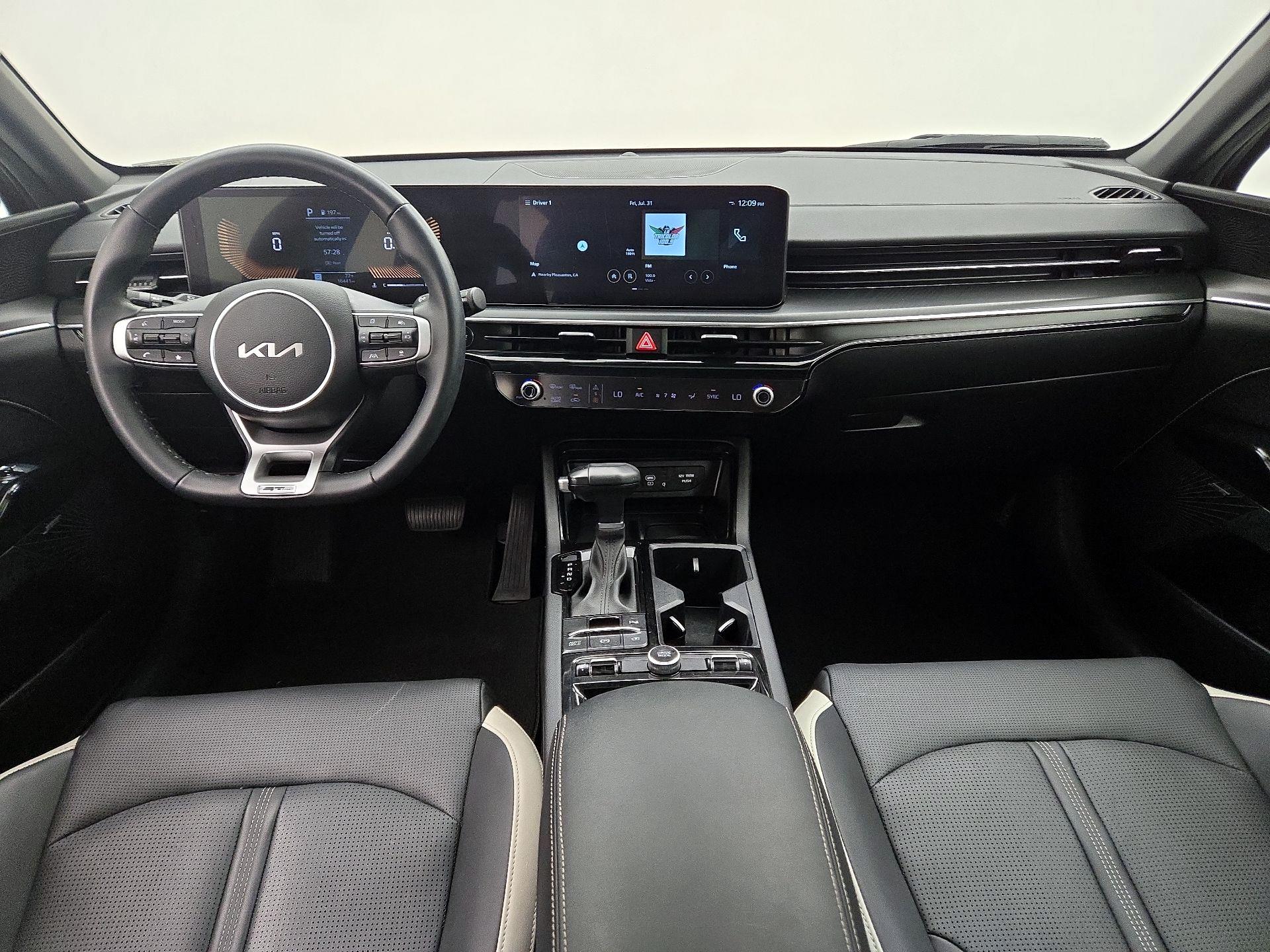 Thumbnail: 2025 Kia K5 - 9