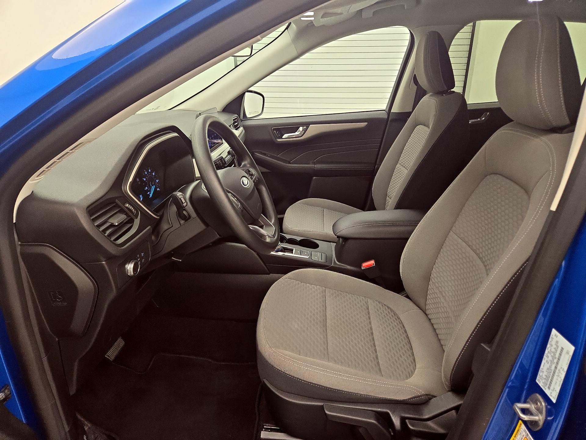 Thumbnail: 2021 Ford Escape - 11