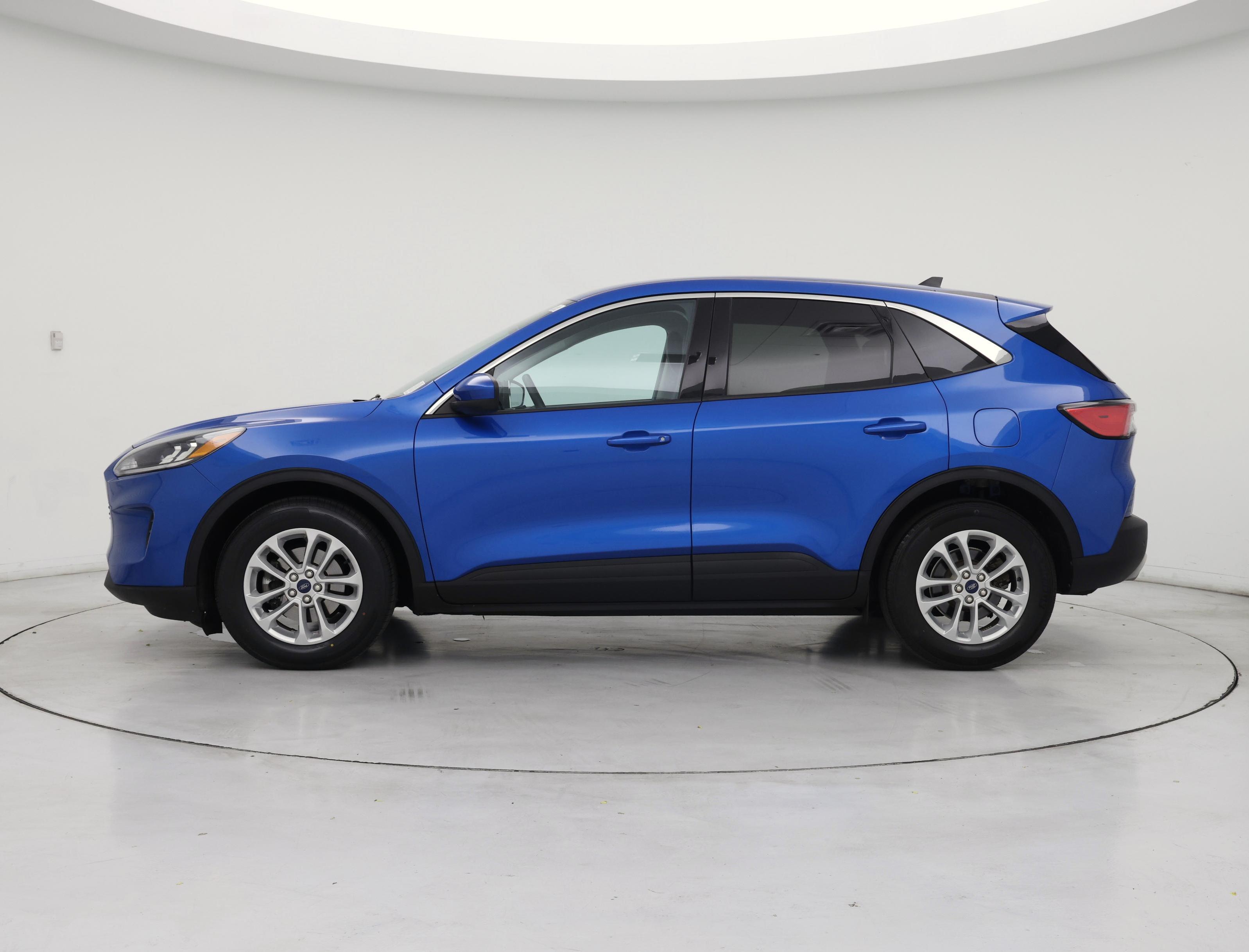 Thumbnail: 2021 Ford Escape - 3