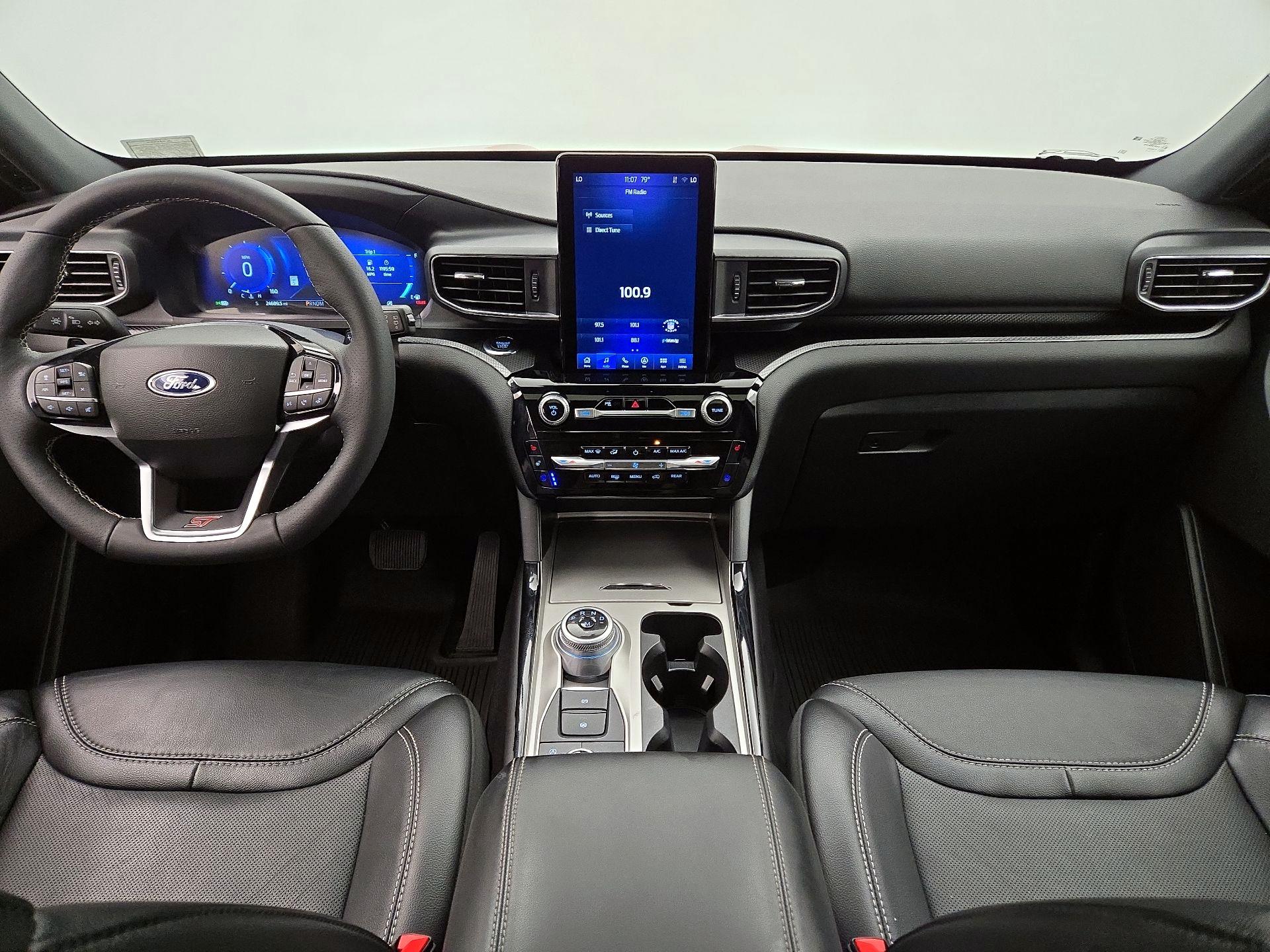 Thumbnail: 2023 Ford Explorer - 9