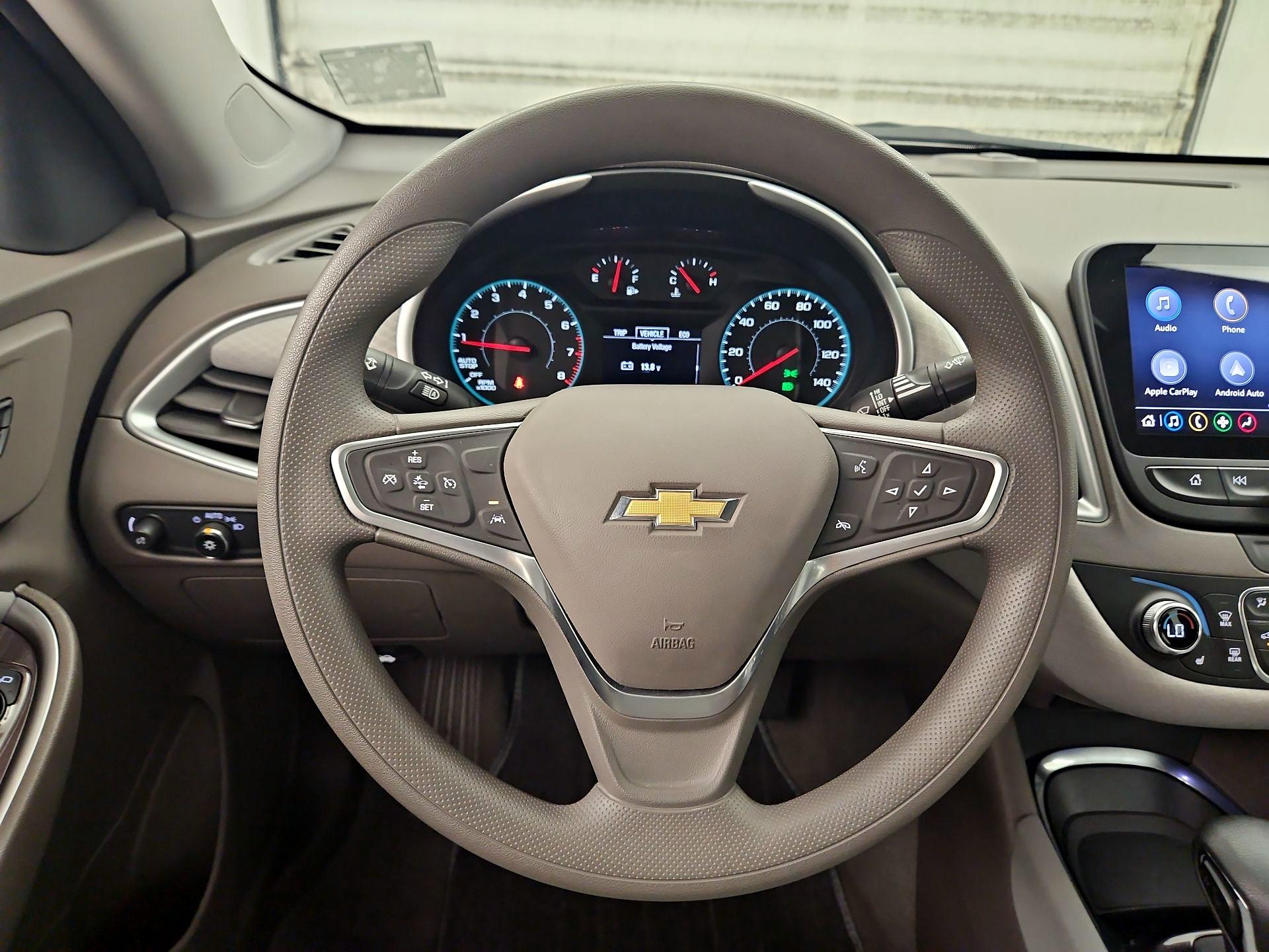 Thumbnail: 2023 Chevrolet Malibu - 10