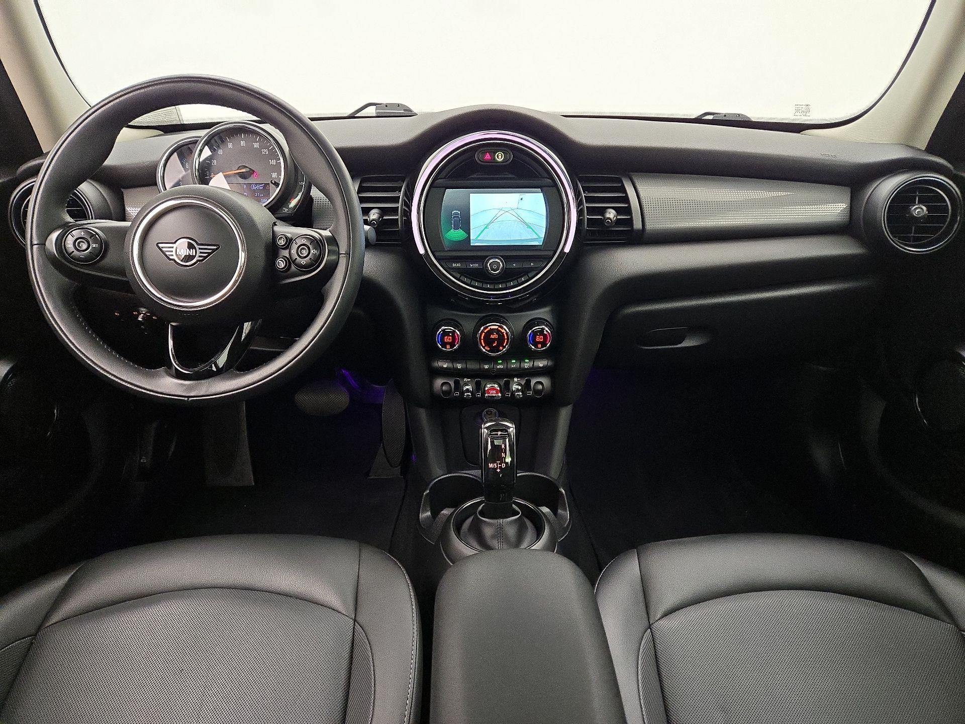 Thumbnail: 2020 MINI Cooper Hardtop - 9