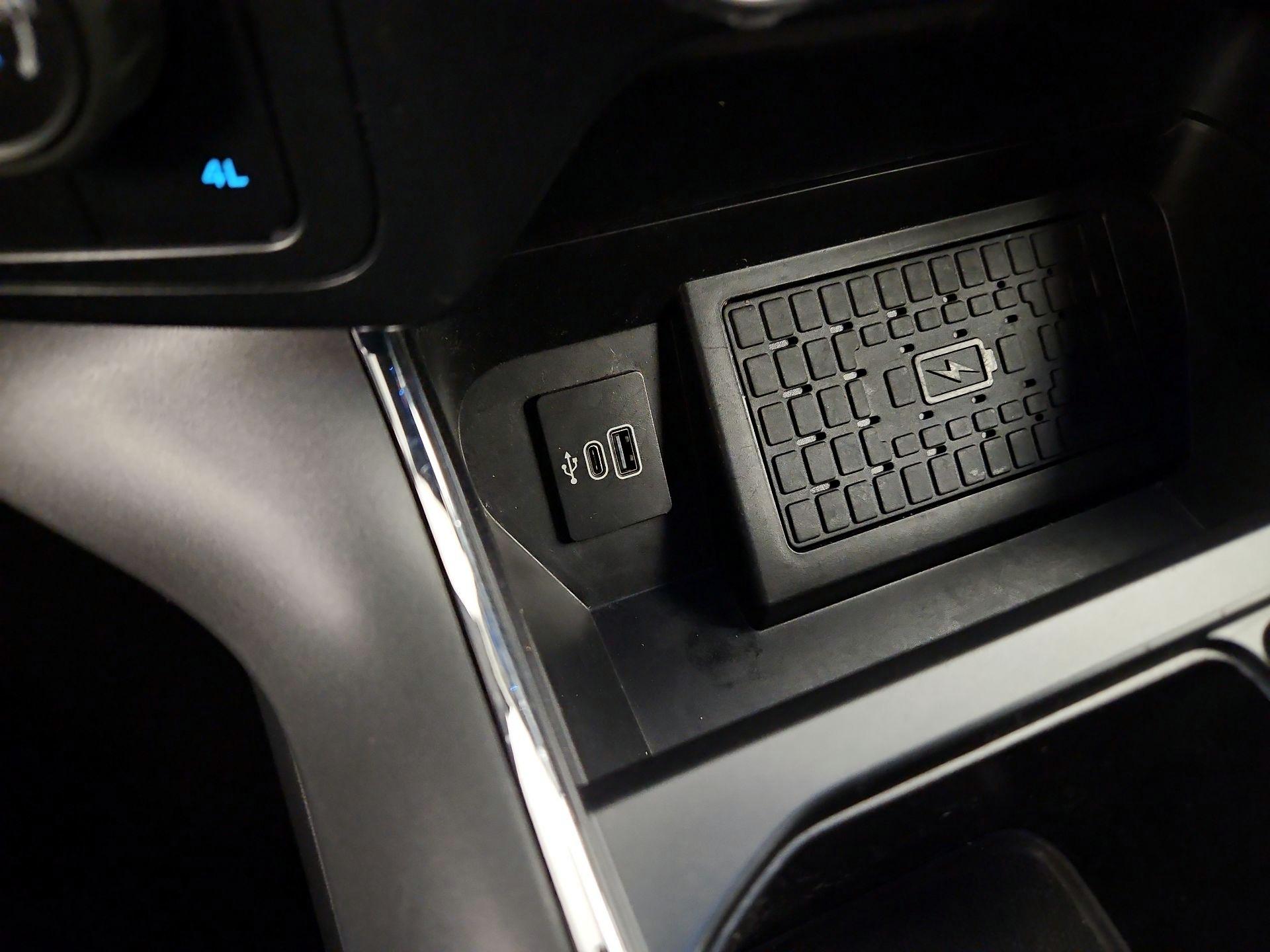 Thumbnail: 2025 Ford F-150 - 19