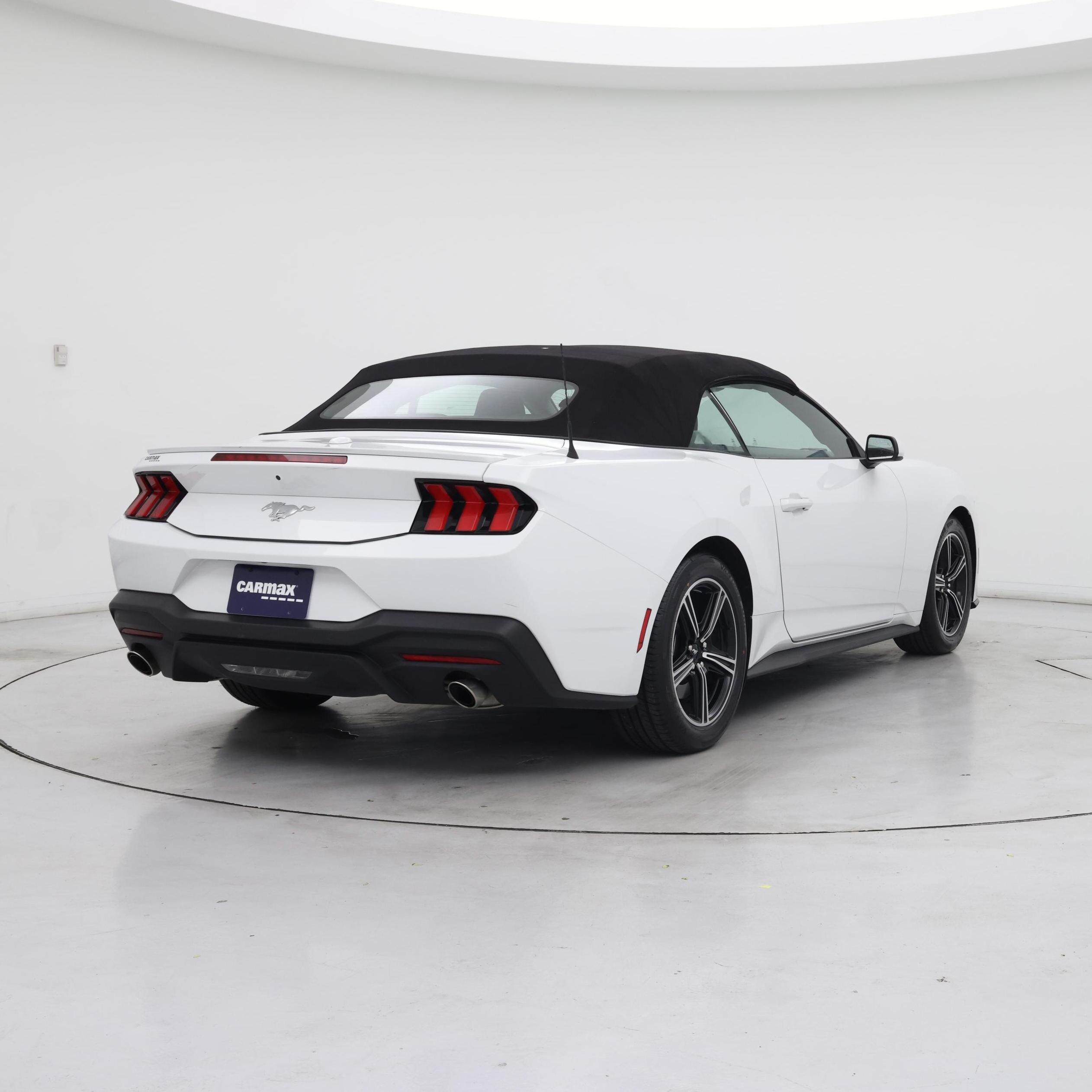 Thumbnail: 2025 Ford Mustang - 8
