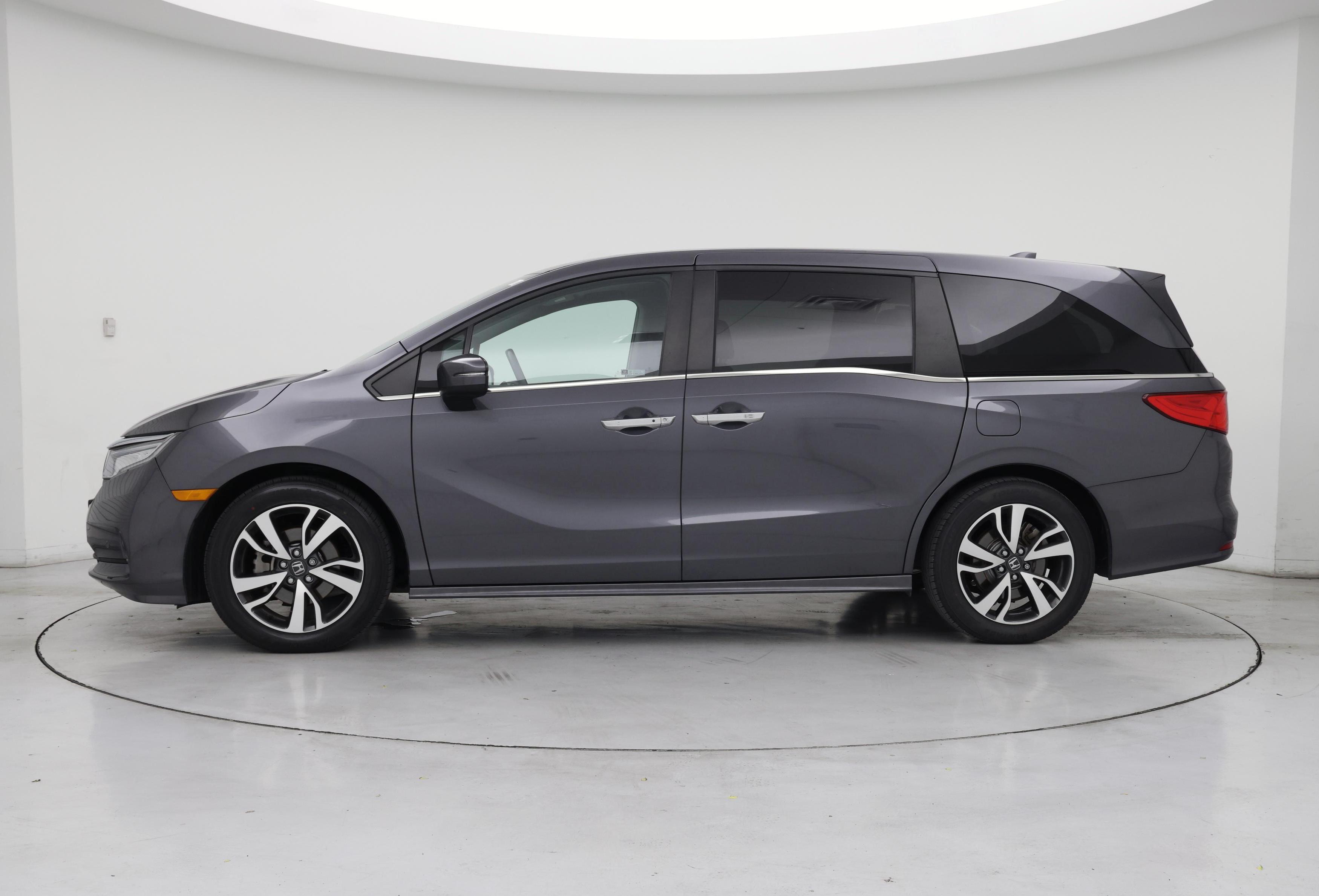 Thumbnail: 2023 Honda Odyssey - 3