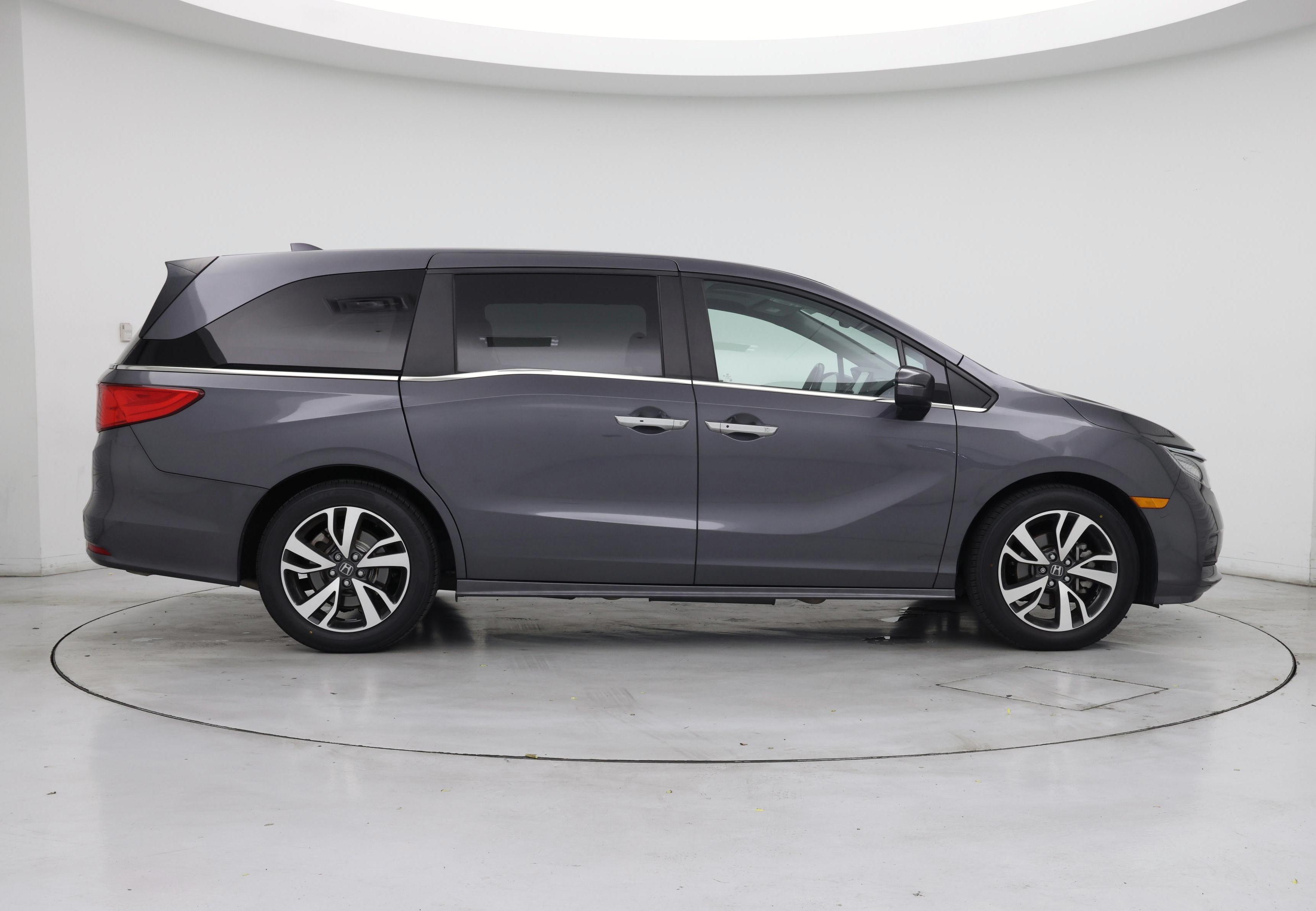Thumbnail: 2023 Honda Odyssey - 7