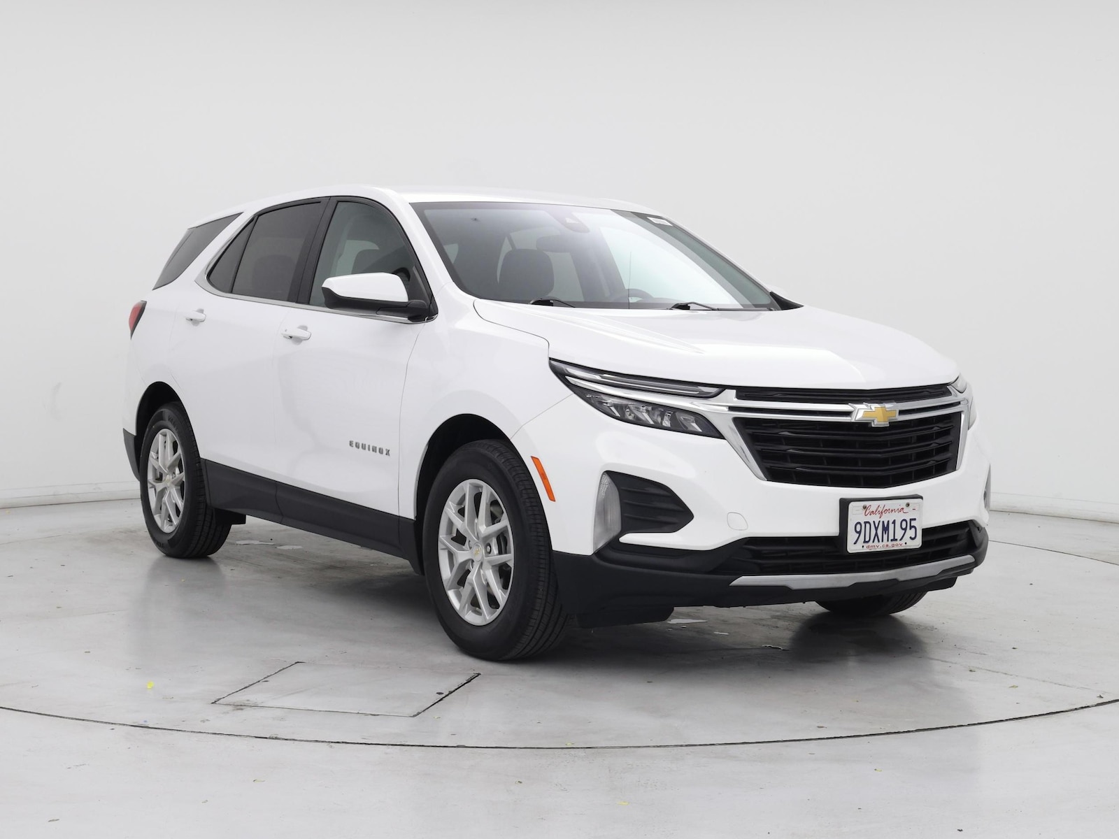 2022 Chevrolet Equinox LT - Photo 2