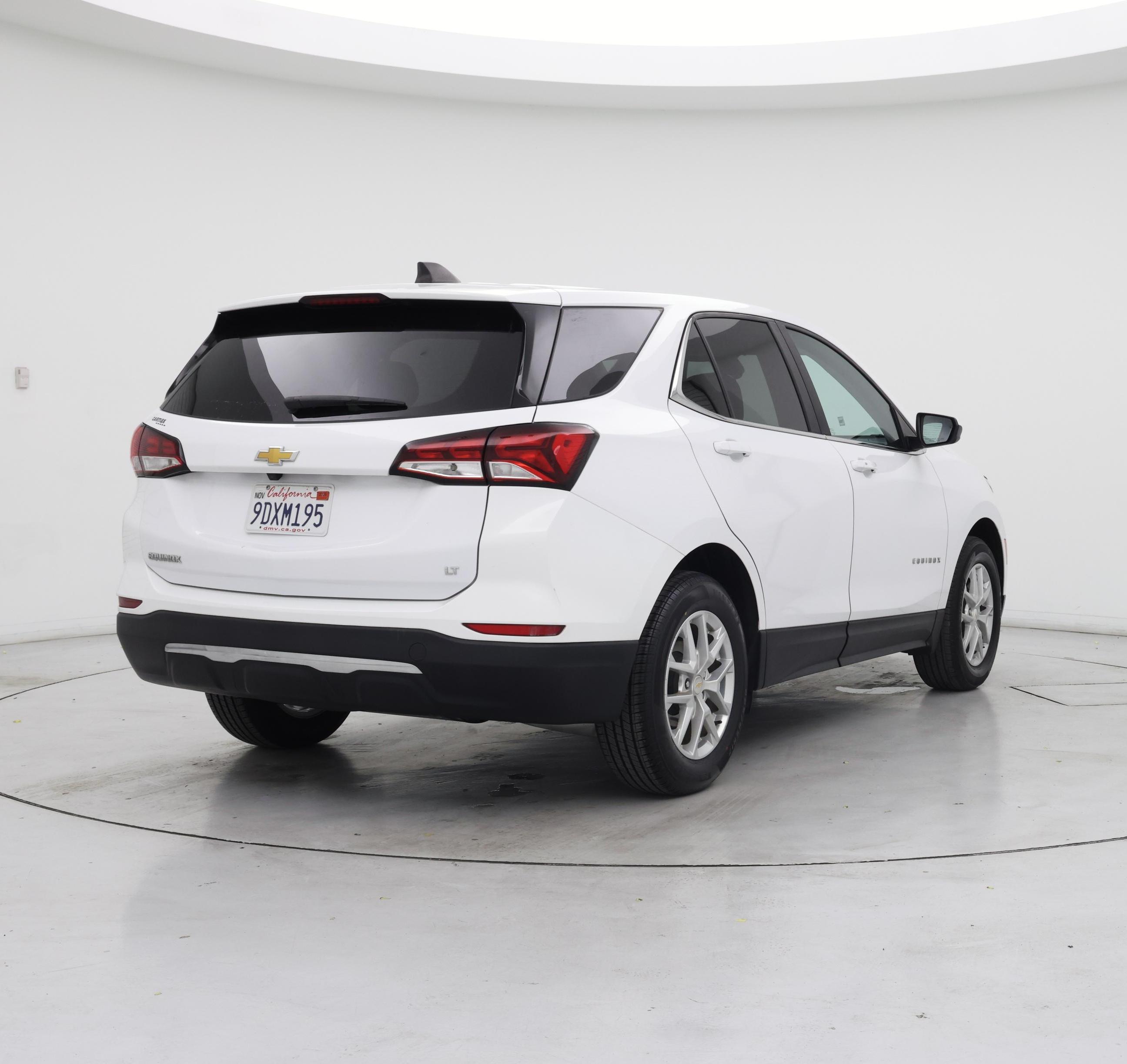 Thumbnail: 2022 Chevrolet Equinox - 8